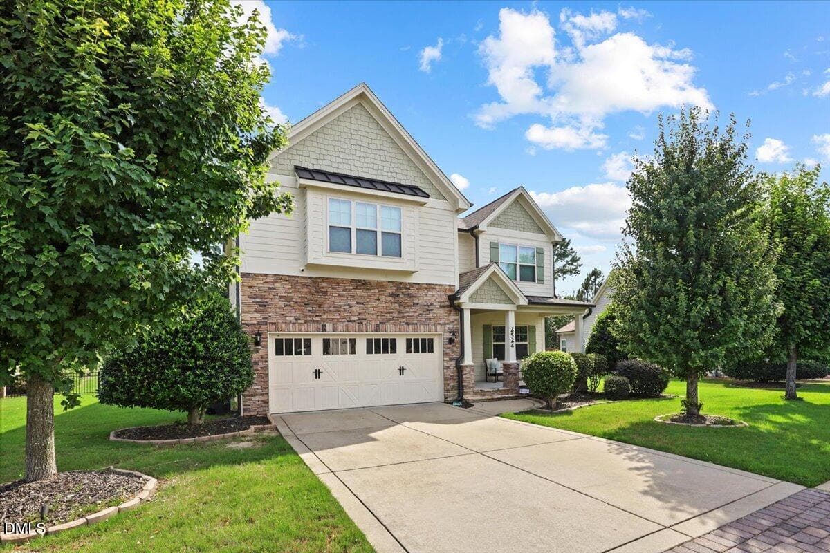 01-2524 Thorngrove Ct-1 - 2524 Thorngrove Court, Fayetteville, NC 28303, Fayetteville