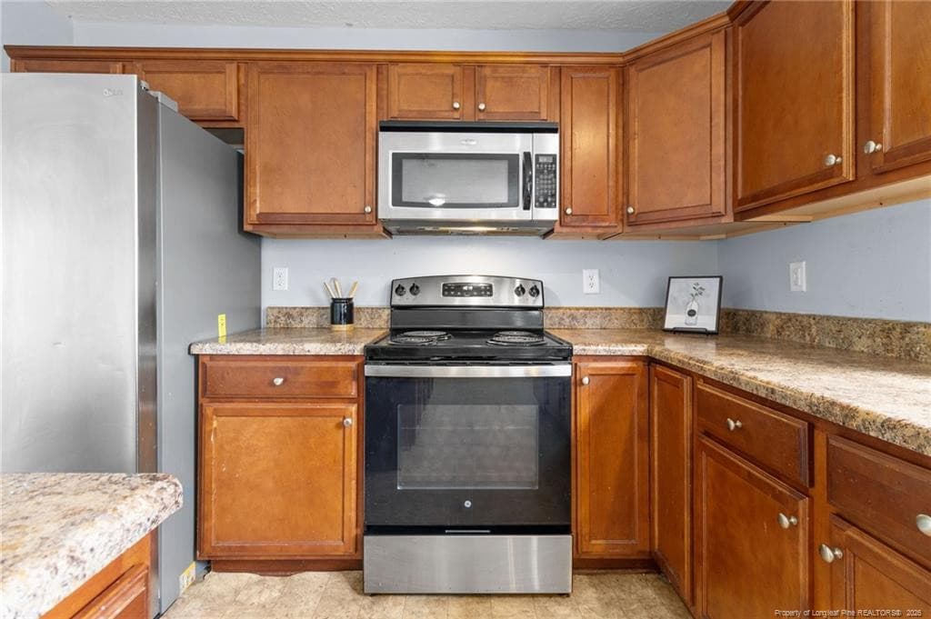 Photo 13 - 9008 Grouse Run Lane, Fayetteville, NC 28314, Fayetteville