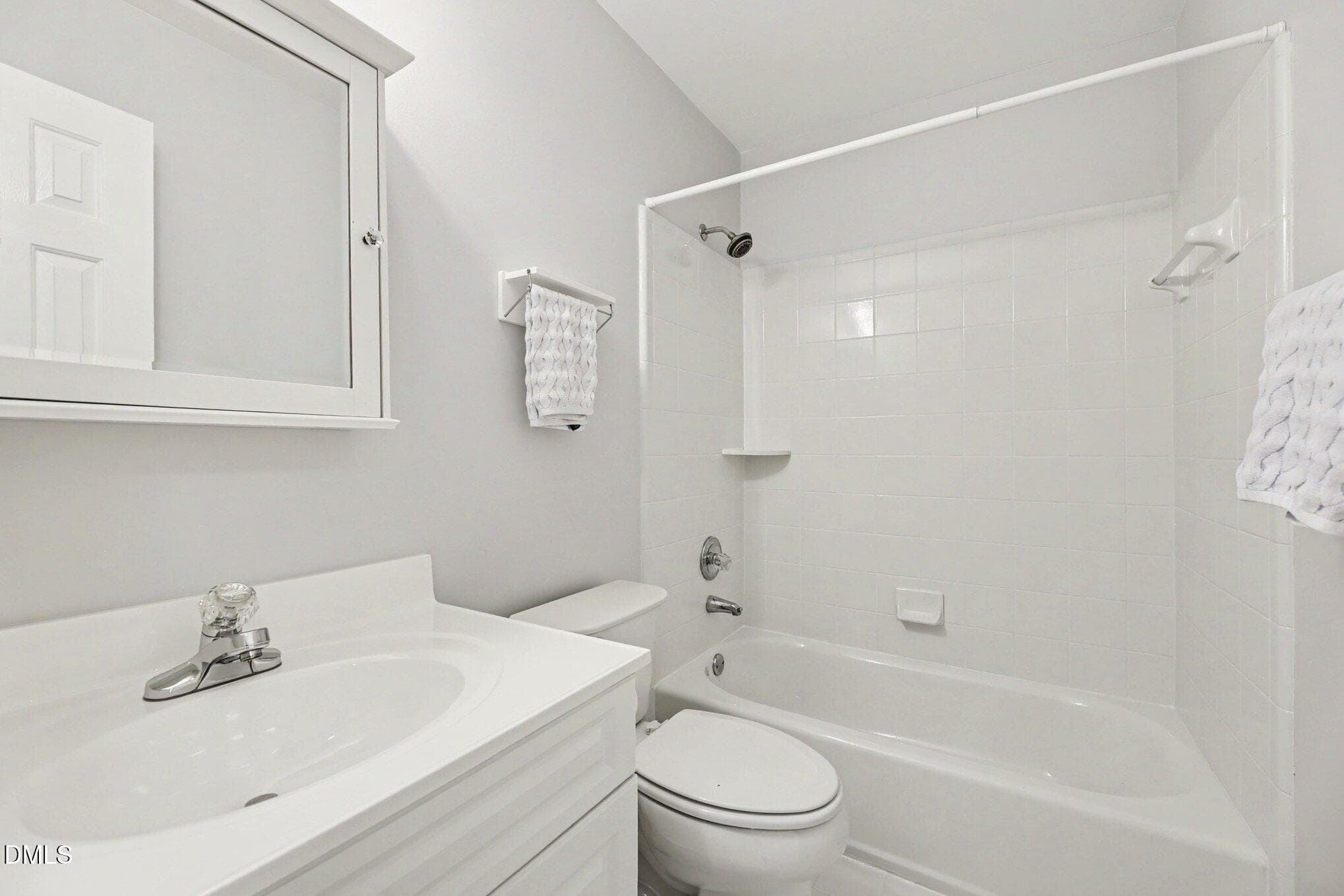 025_file_4484 - 405 Carpenter Town Lane, Cary, NC 27519, Cary
