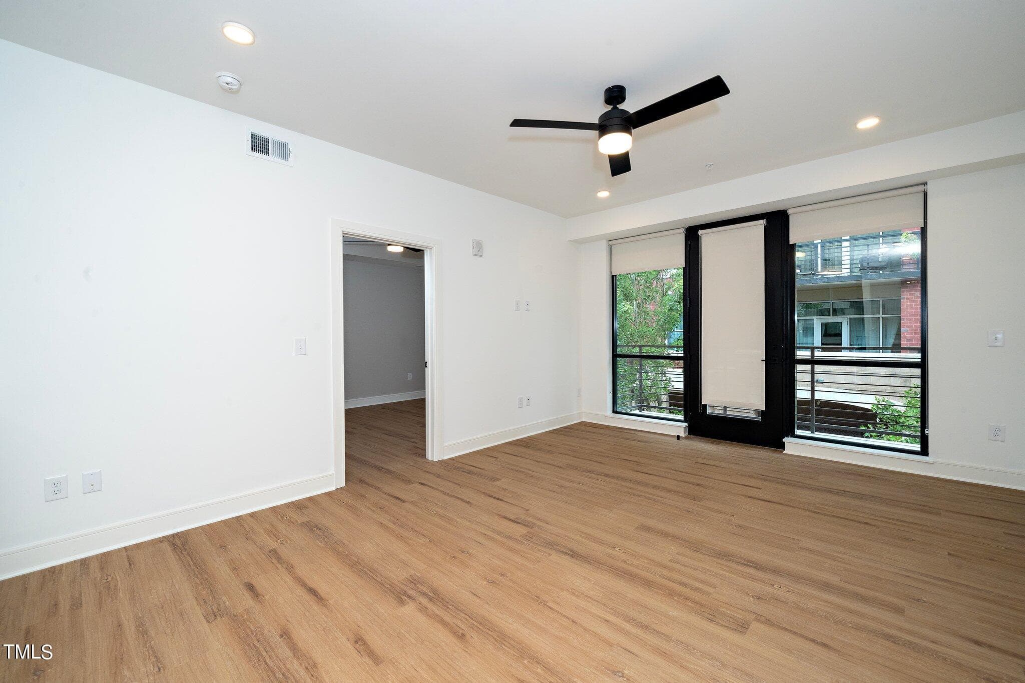 12-web-or-mls-615 W Peace St 306 (7 of 2 - 615 W Peace Street 306, Raleigh, NC 27605, Raleigh