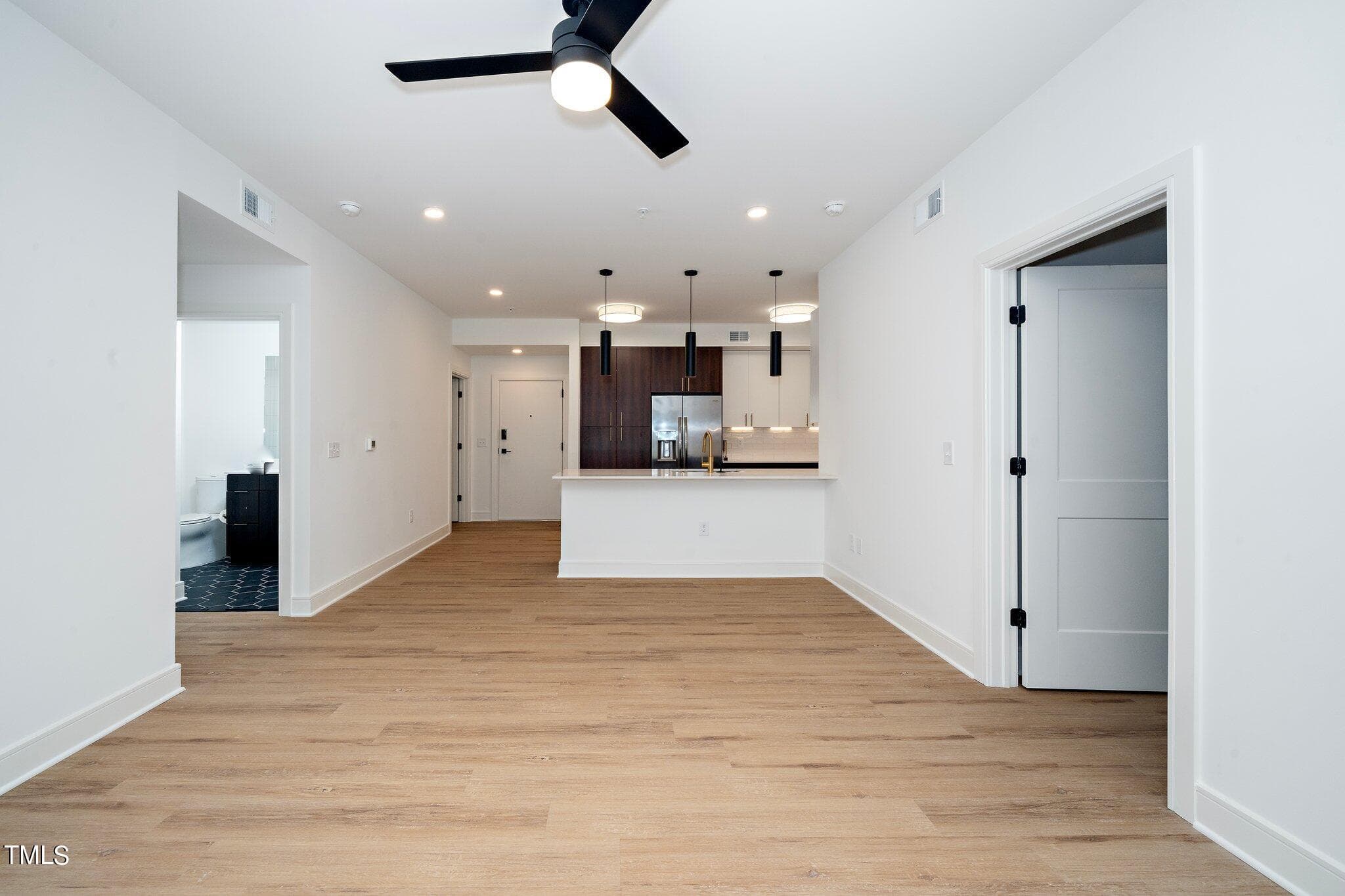 15-web-or-mls-615 W Peace St 306 (10 of - 615 W Peace Street 306, Raleigh, NC 27605, Raleigh