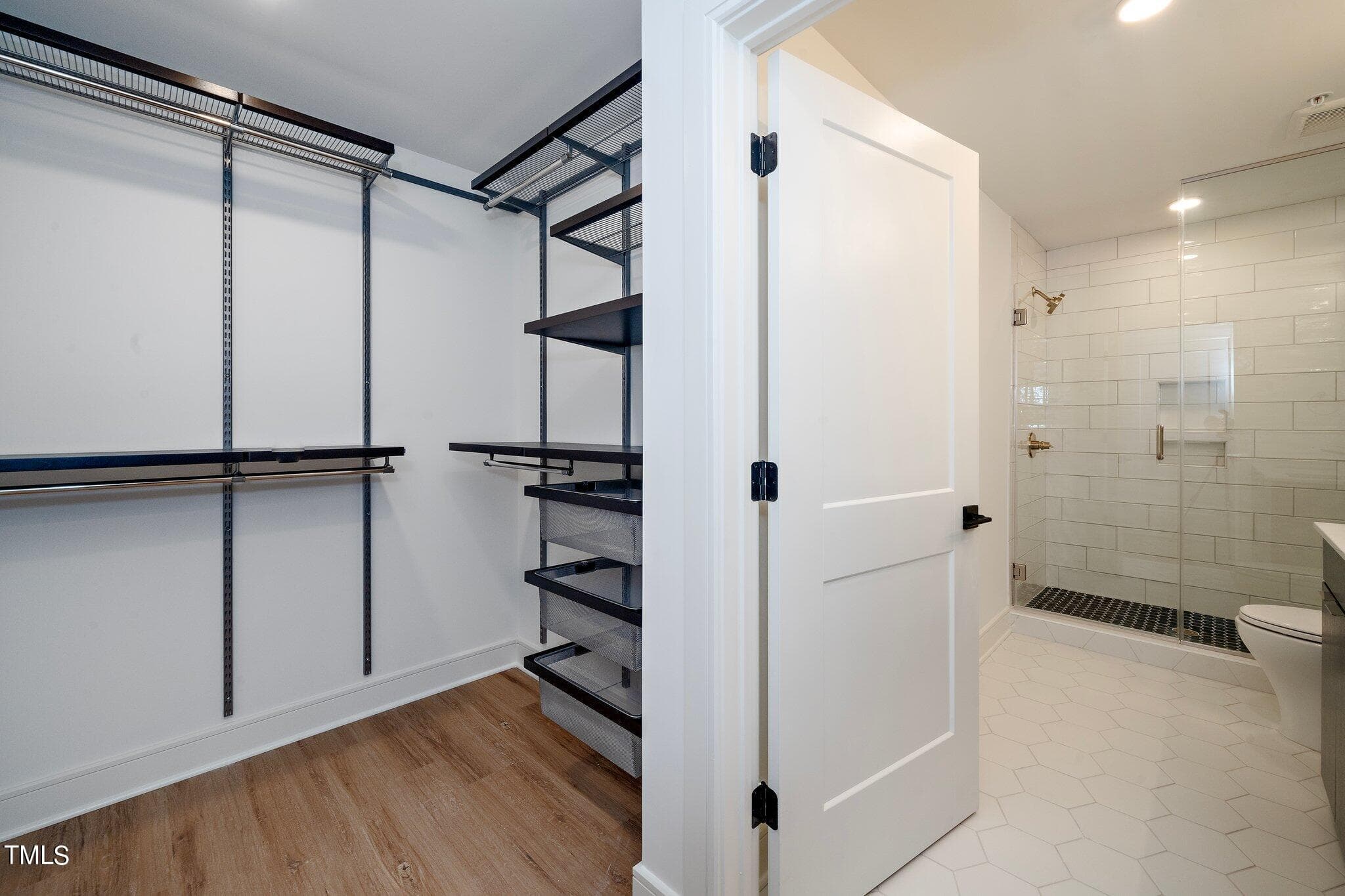 17-web-or-mls-615 W Peace St 306 (12 of - 615 W Peace Street 306, Raleigh, NC 27605, Raleigh