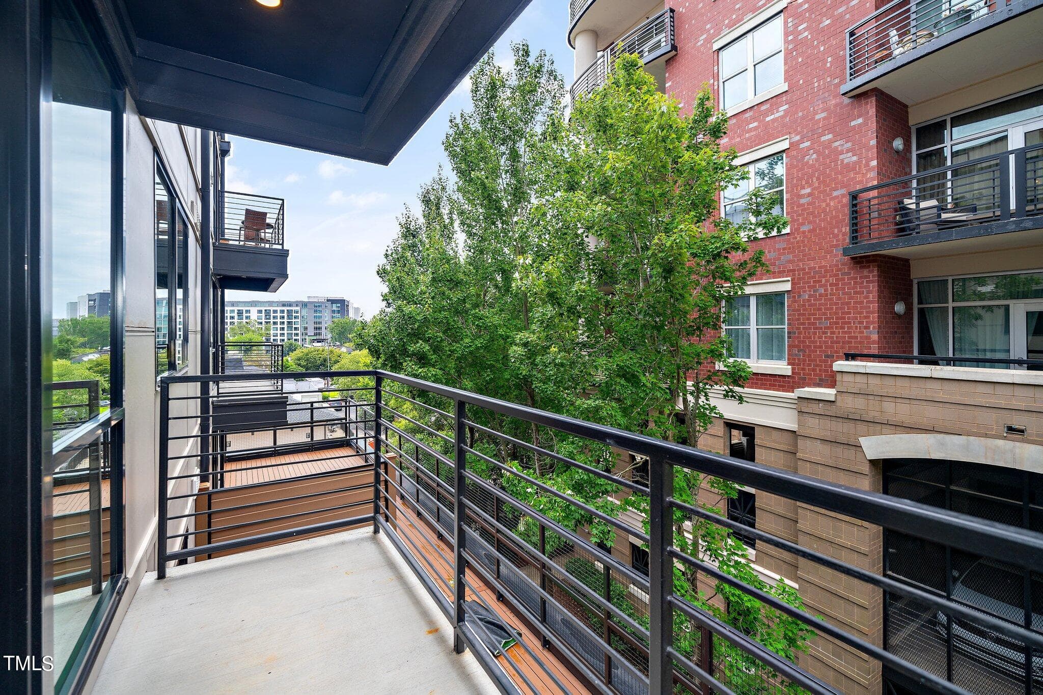 21-web-or-mls-615 W Peace St 306 (14 of - 615 W Peace Street 306, Raleigh, NC 27605, Raleigh
