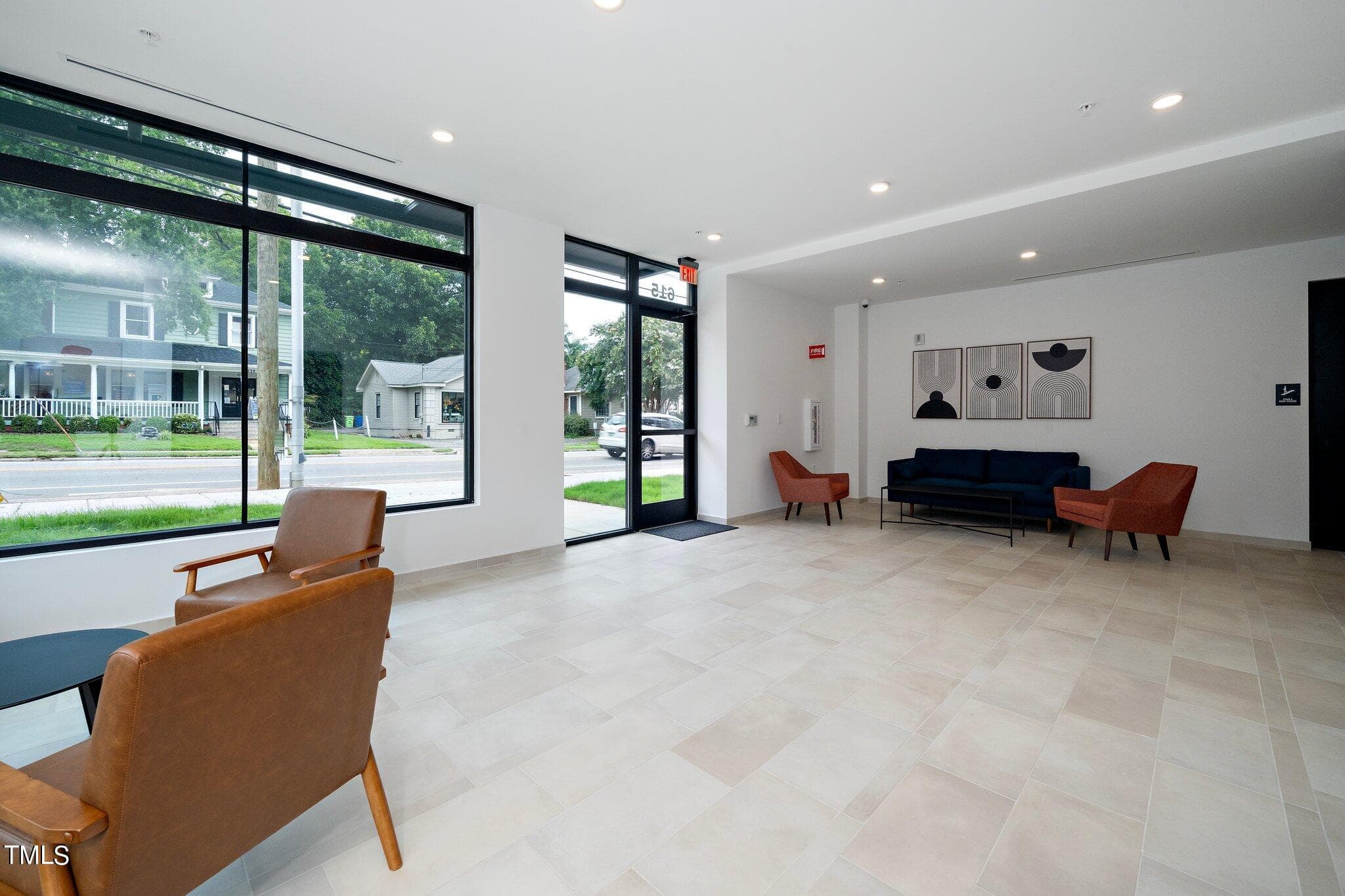 2-web-or-mls-615 W Peace St 306 (20 of 2 - 615 W Peace Street 306, Raleigh, NC 27605, Raleigh