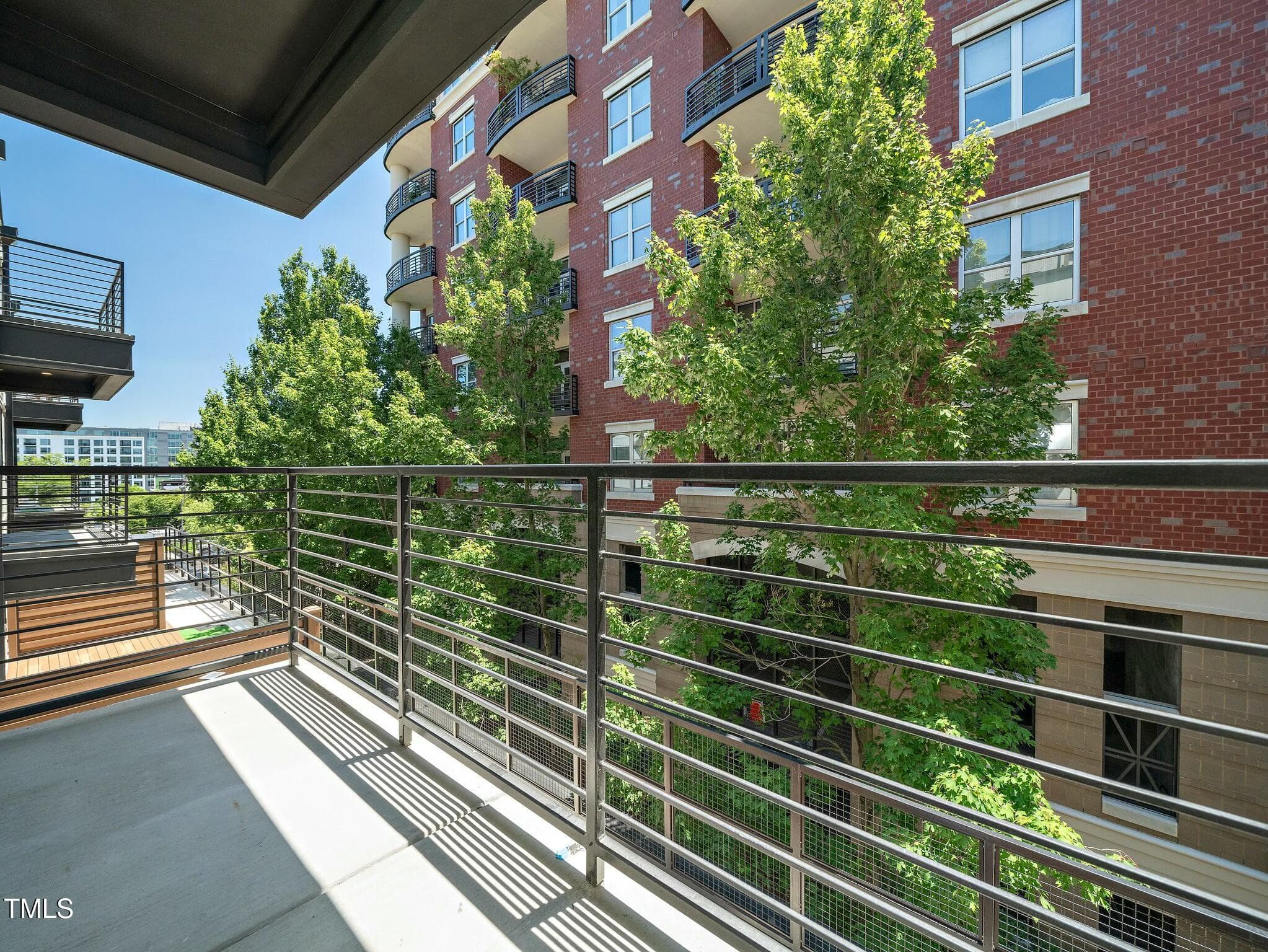 tempImageLvTM1l - 615 W Peace Street 304, Raleigh, NC 27605, Raleigh