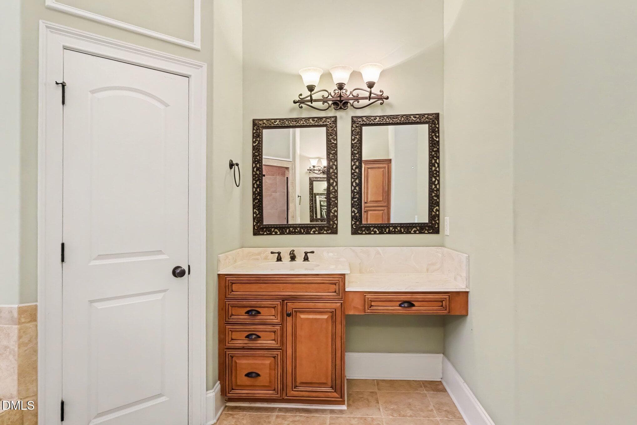 047_file_1172 - 8120 Zinfandel Drive, Kernersville, NC 27284