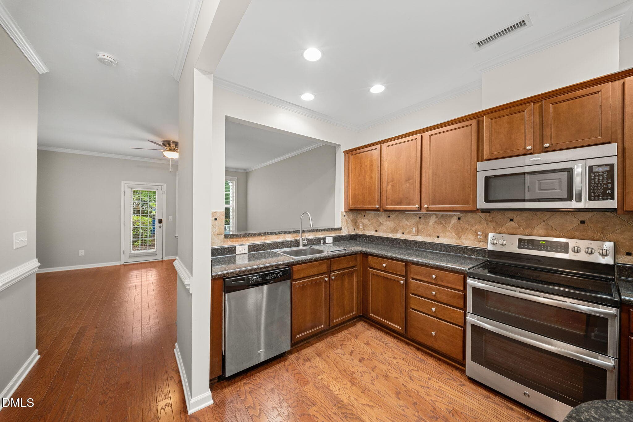 Kitchen - 3015 Berkeley Springs Place, Raleigh, NC 27616, Raleigh