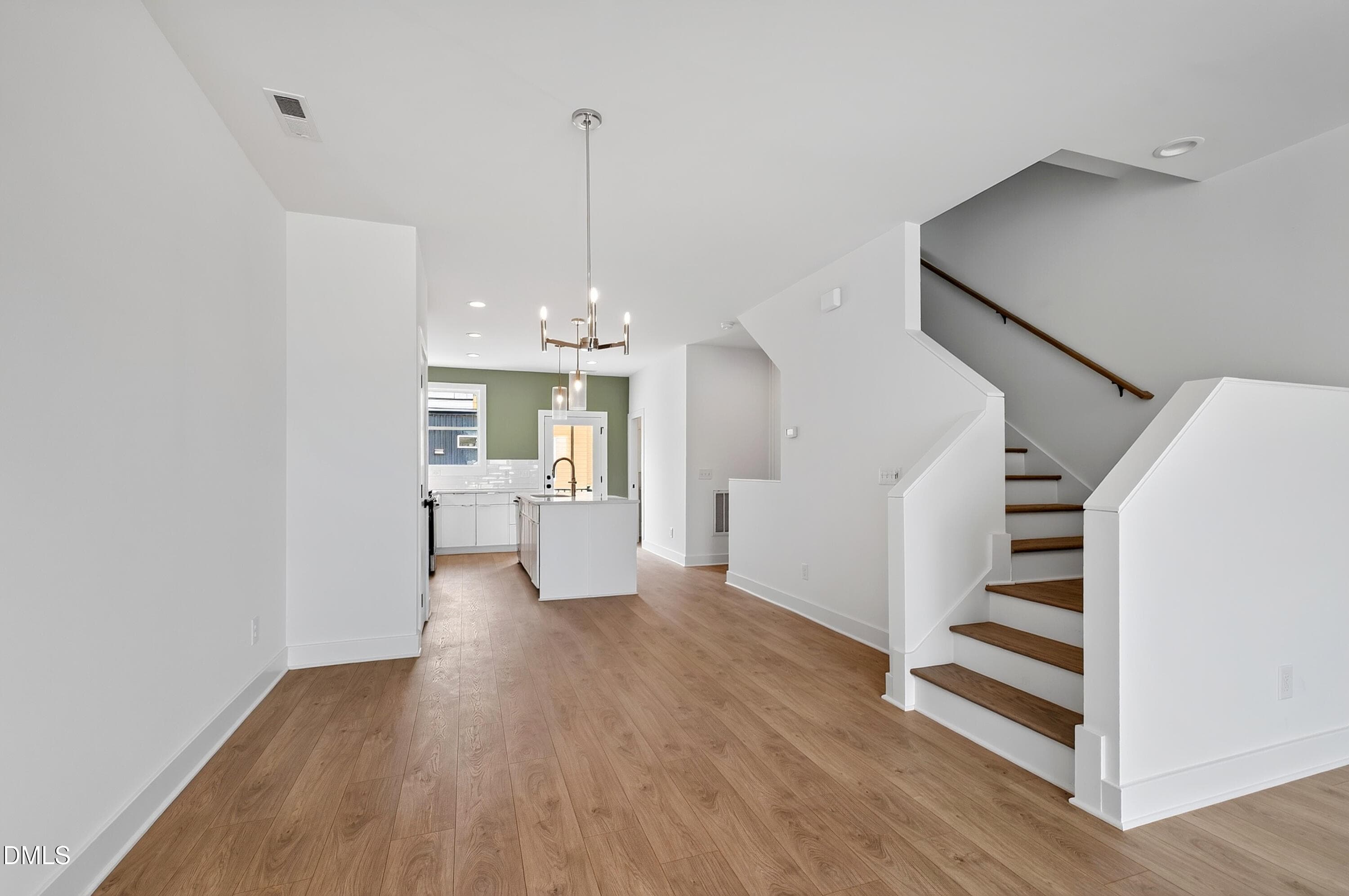 Garner (18) - 1317 Garner Road 102, Raleigh, NC 27610, Raleigh