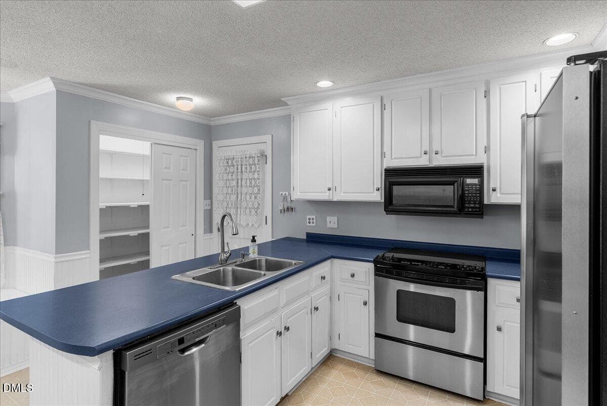 Kitchen - 204 Raindrop Court, Raleigh, NC 27615, Raleigh