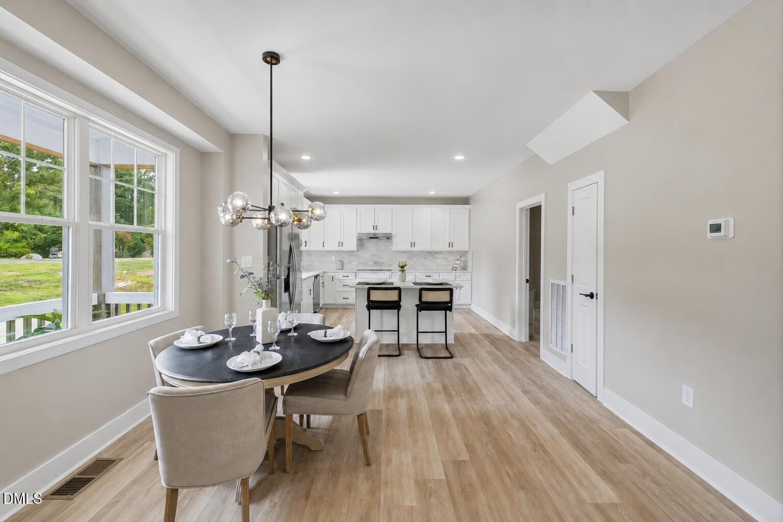 9roxboro-breakfast-area.png - 1109 Ridge Road, Roxboro, NC 27573