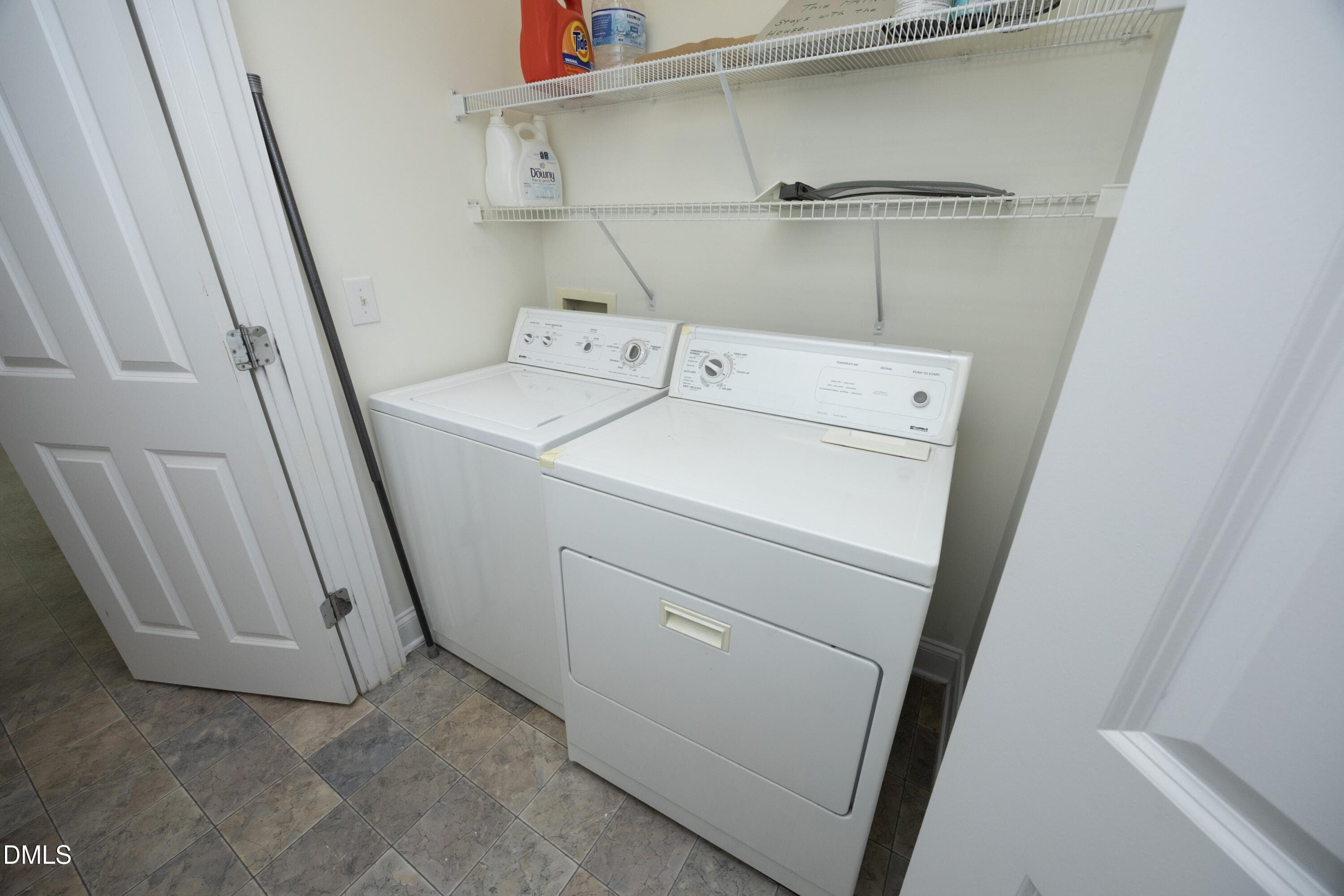 10845 Connally - Laundry - 10845 Connally Lane, Raleigh, NC 27614, Raleigh