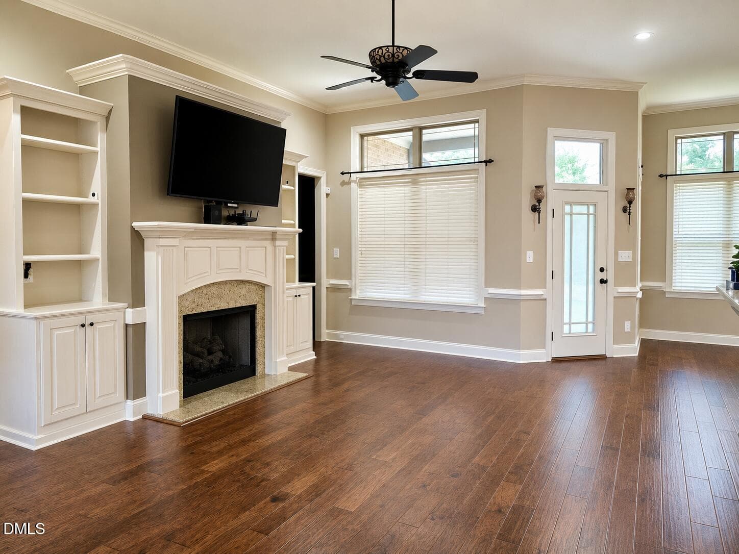 Sunset family room - 1404 Sunset Drive, Goldsboro, NC 27534, Goldsboro