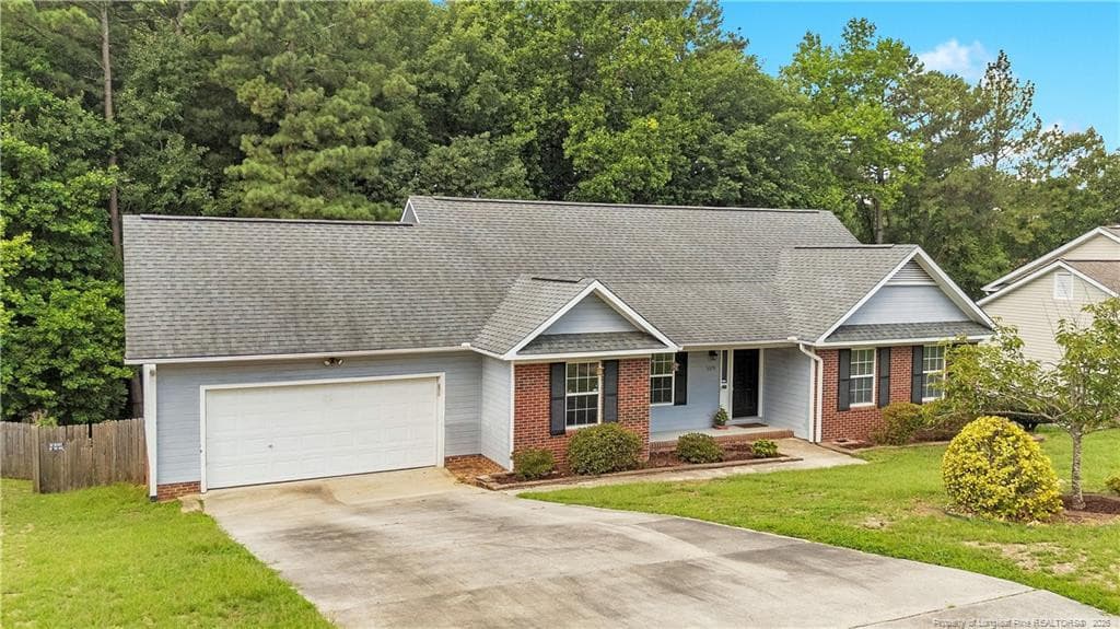Photo 2 - 5579 Linkwood Drive, Fayetteville, NC 28311, Fayetteville