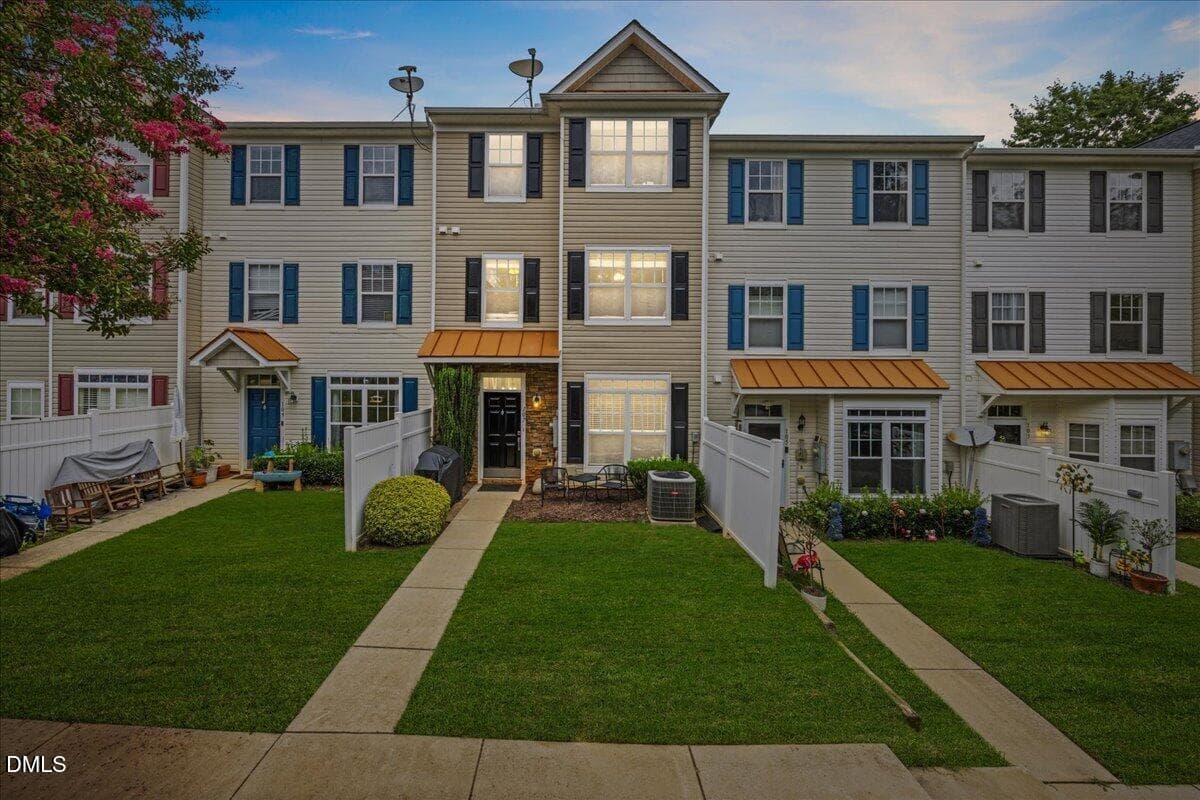 04-2A1A3643 - ok - 2220 Raven Road 107, Raleigh, NC 27614, Raleigh