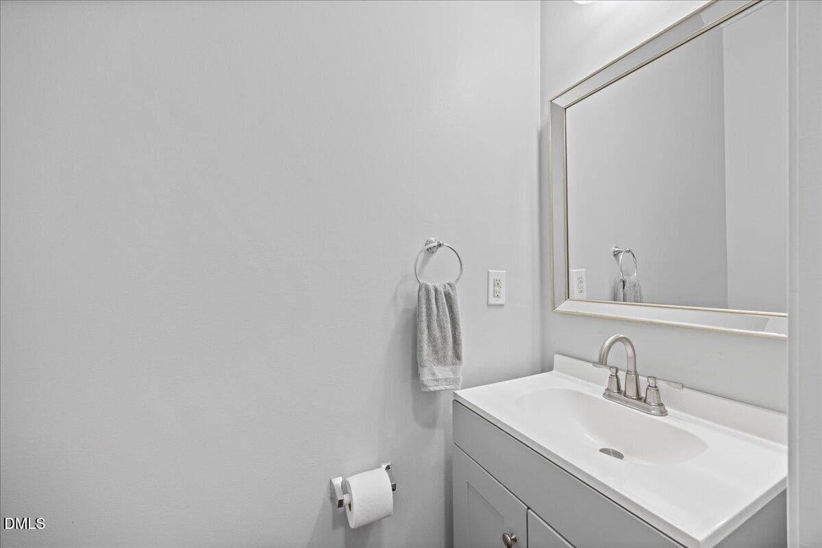 07-2A1A3653 - 2220 Raven Road 107, Raleigh, NC 27614, Raleigh