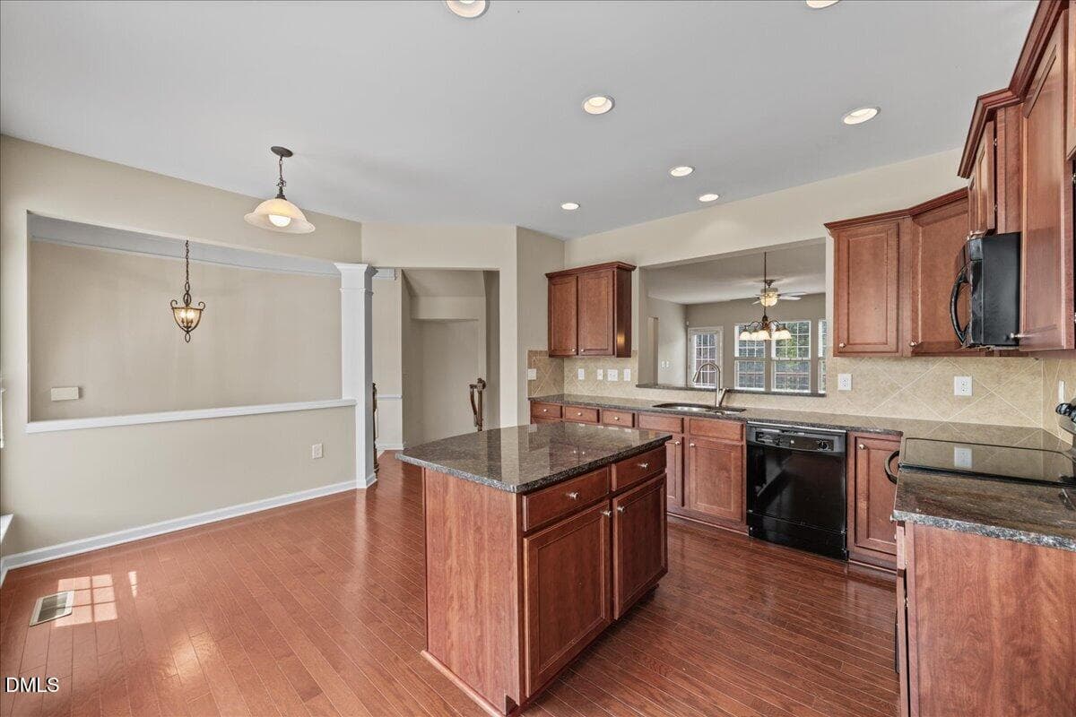06-2A1A3144 - 8703 Macedonia Lake Drive, Cary, NC 27518, Cary