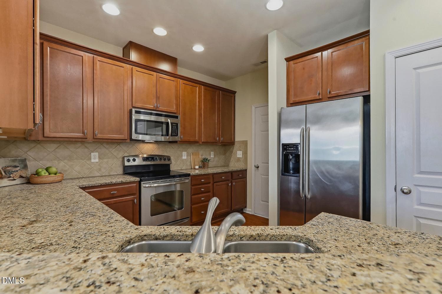 011-040-Kitchen-1500x1000 - 9137 Wooden Road, Raleigh, NC 27617, Raleigh