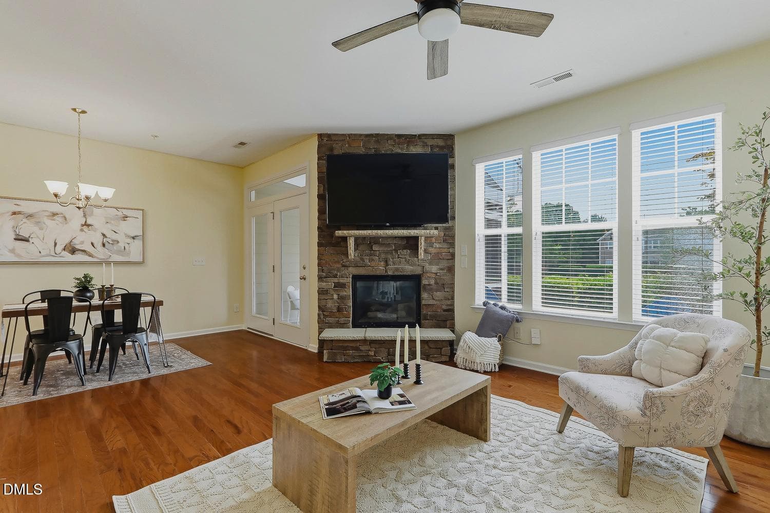 020-003-Family Room-1500x1000 - 9137 Wooden Road, Raleigh, NC 27617, Raleigh