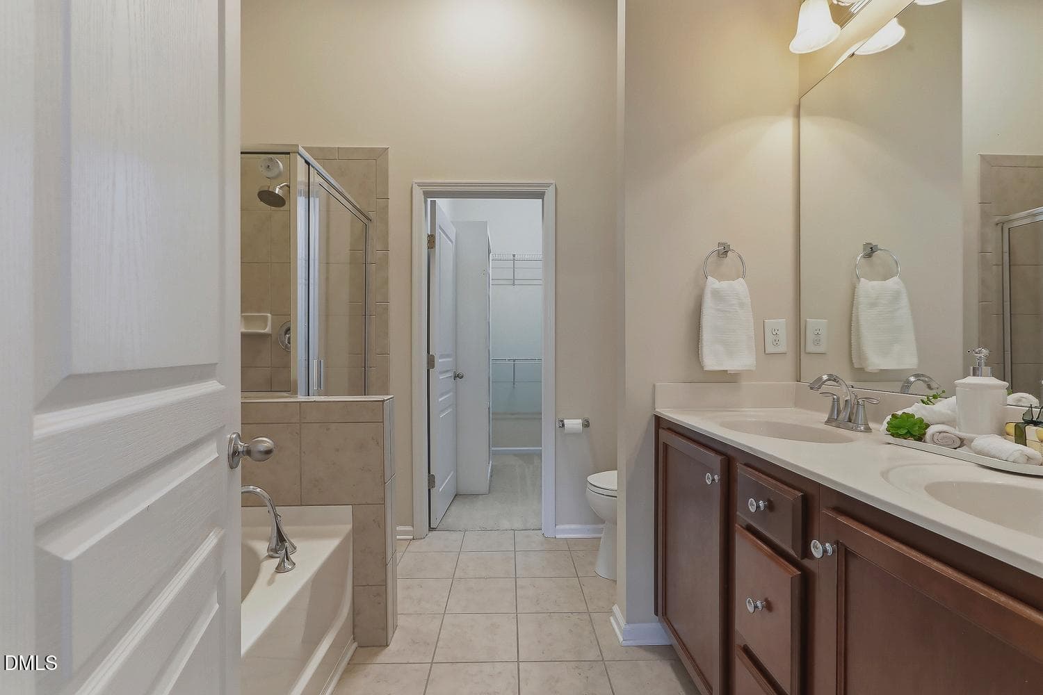 029-004-Primary Bathroom-1500x1000 - 9137 Wooden Road, Raleigh, NC 27617, Raleigh