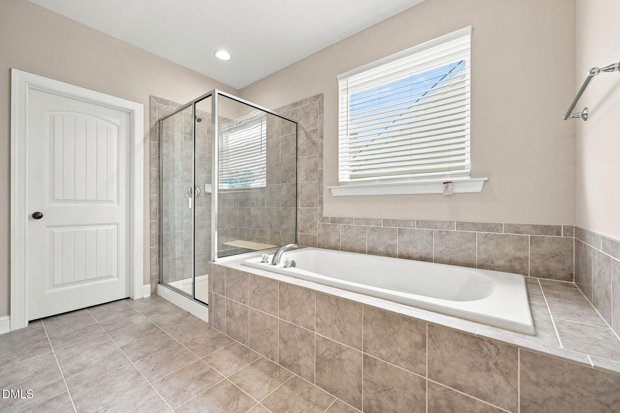 34-web-or-mls-IMG_1113 - 5045 Aspen Meadow Street, Raleigh, NC 27616, Raleigh