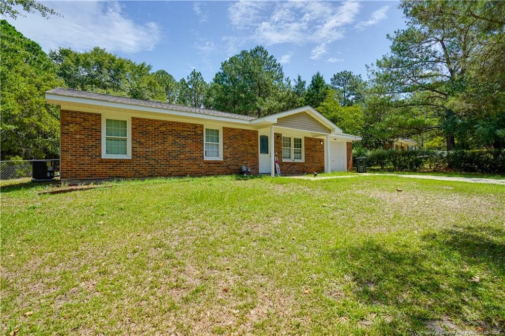 Photo 3 - 2263 Shaw Road, Fayetteville, NC 28311, Fayetteville