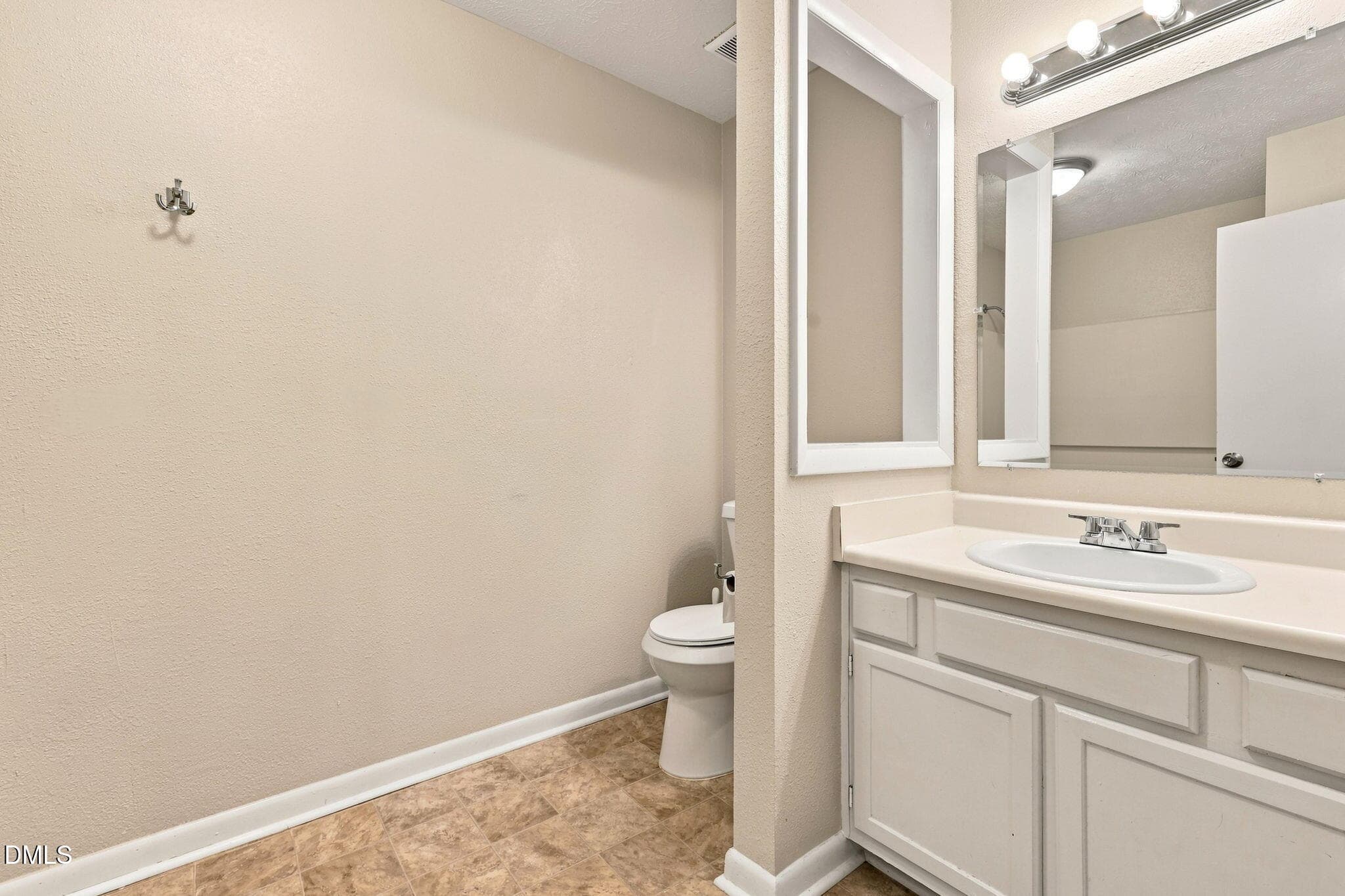 6-web-or-mls-AZ3A2523 - 533 Offing Drive, Fayetteville, NC 28314, Fayetteville
