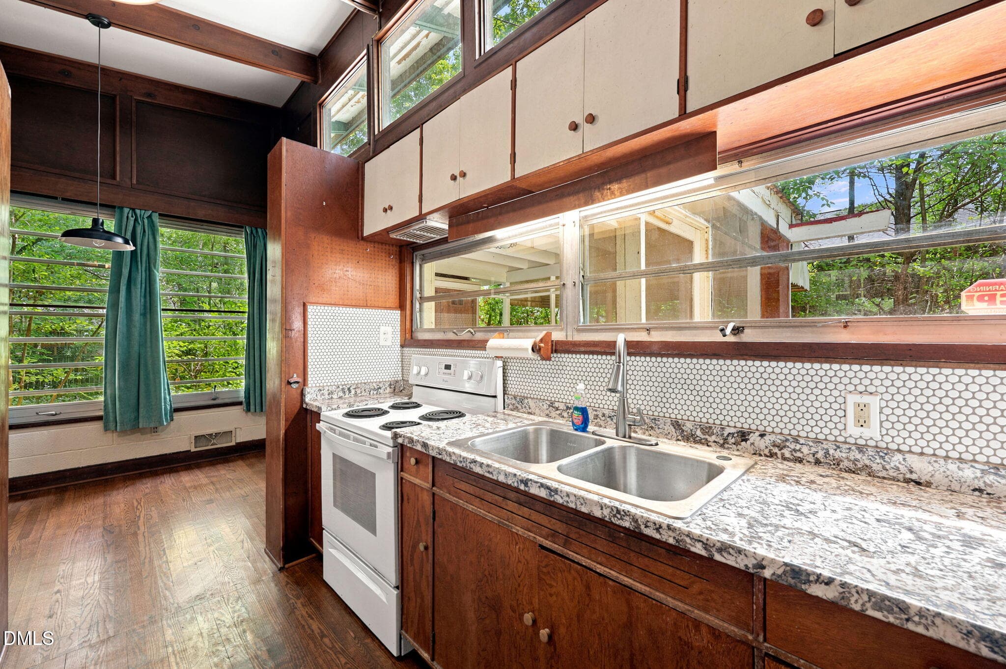 Kitchen - 2205 Garden Place, Raleigh, NC 27607, Raleigh