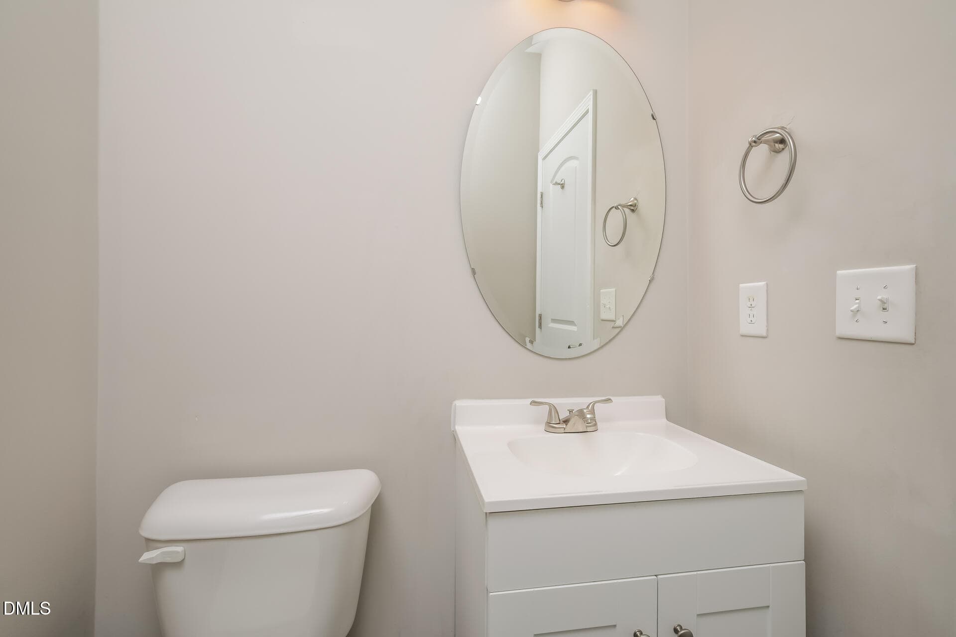 019-photo-bathroom-15550911 - 1604 Flowering Peach Trail, Raleigh, NC 27610, Raleigh