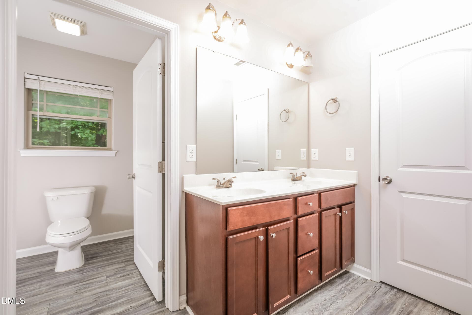 020-photo-bathroom-15550921 - 1604 Flowering Peach Trail, Raleigh, NC 27610, Raleigh