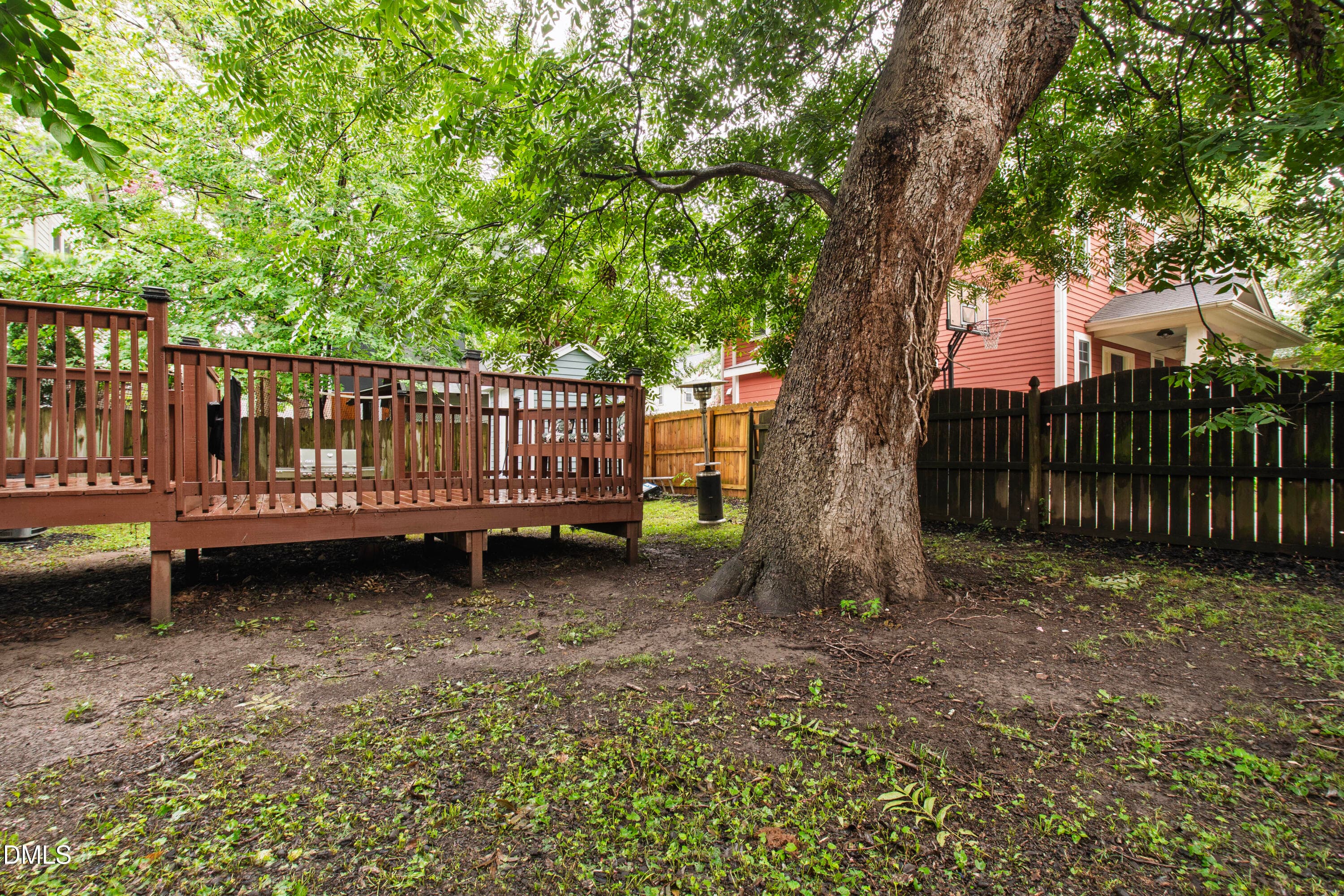 Jones (36) - 702 E Jones Street, Raleigh, NC 27601, Raleigh