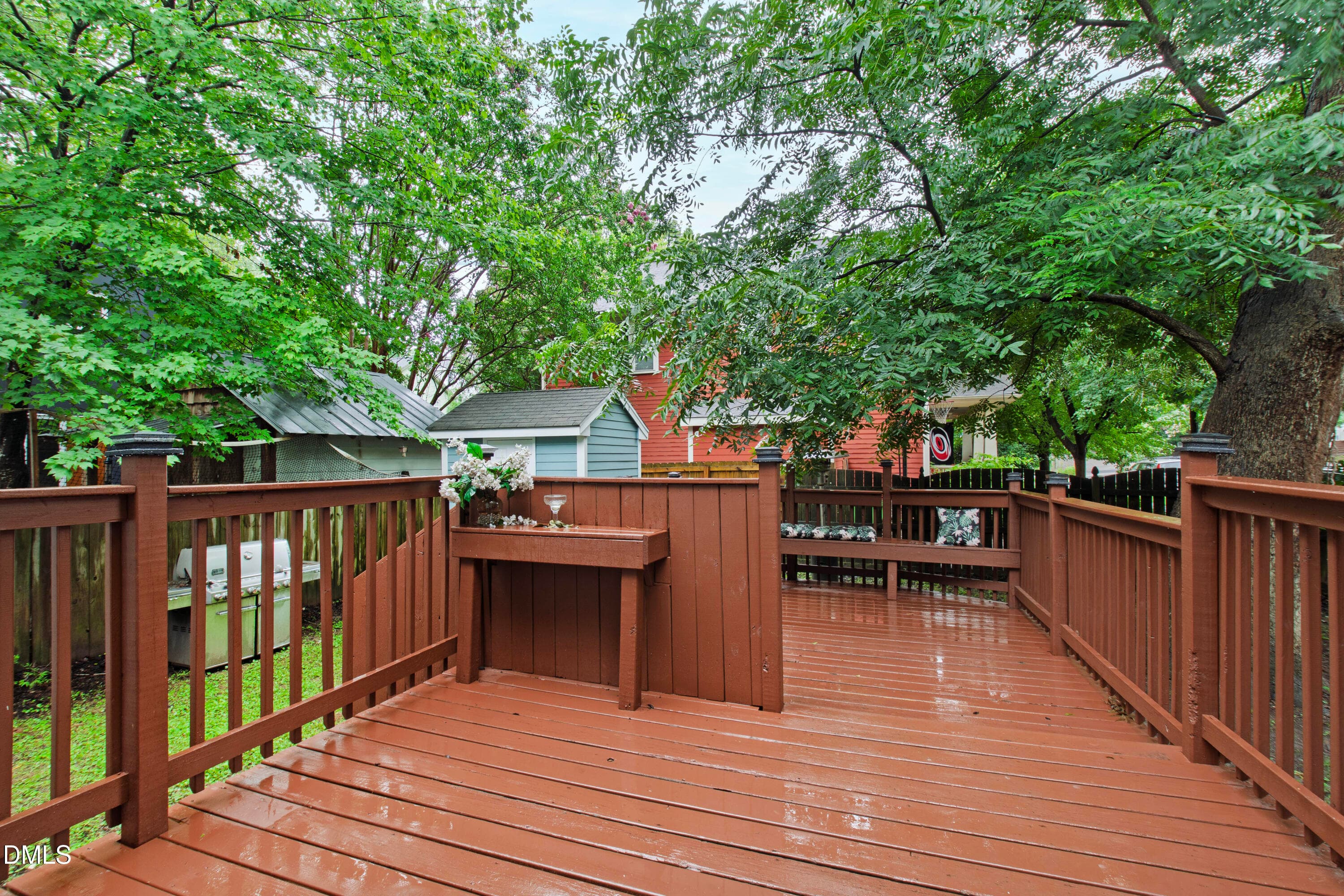 Jones (30) - 702 E Jones Street, Raleigh, NC 27601, Raleigh