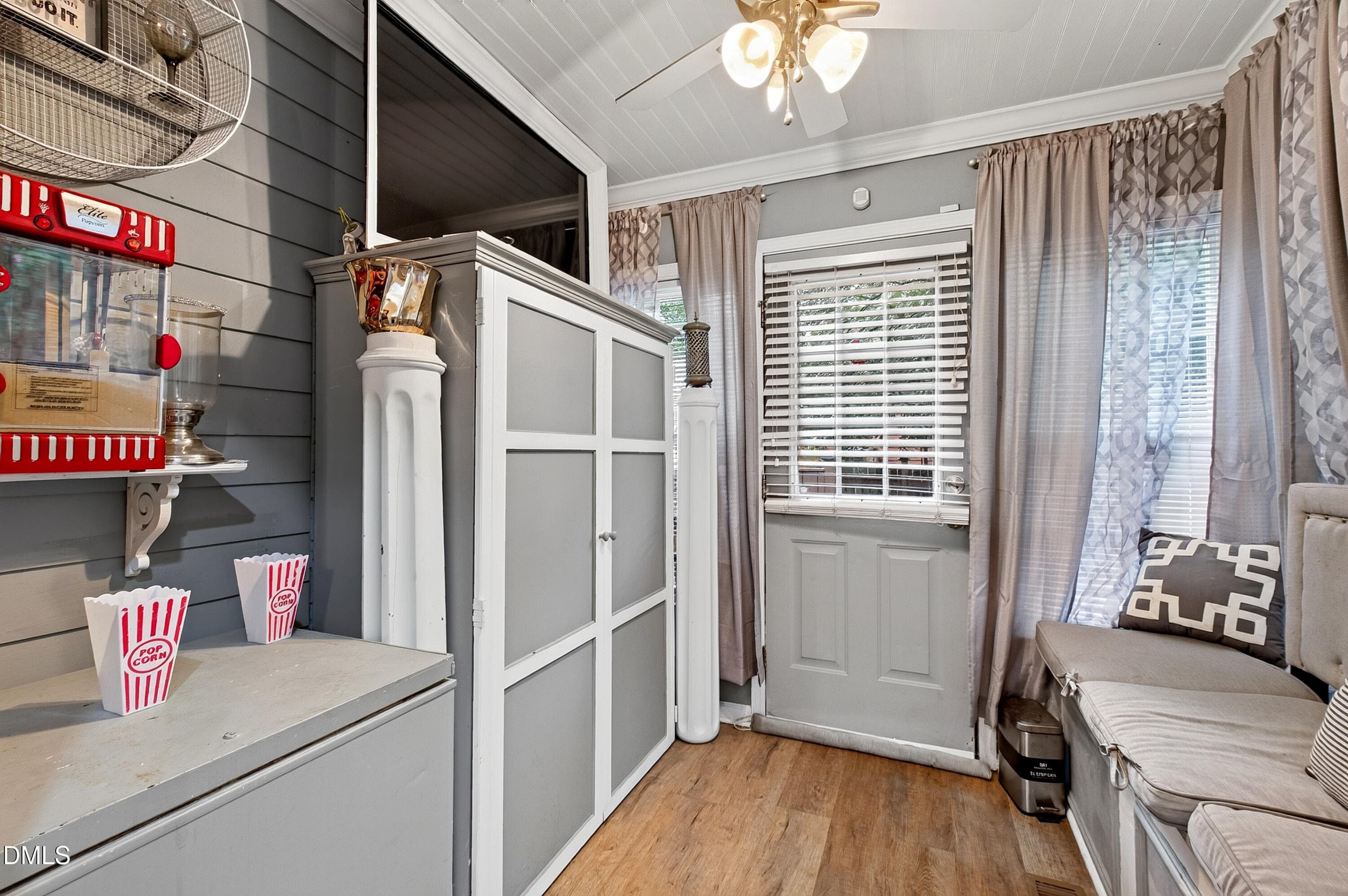 Jones (17) - 702 E Jones Street, Raleigh, NC 27601, Raleigh