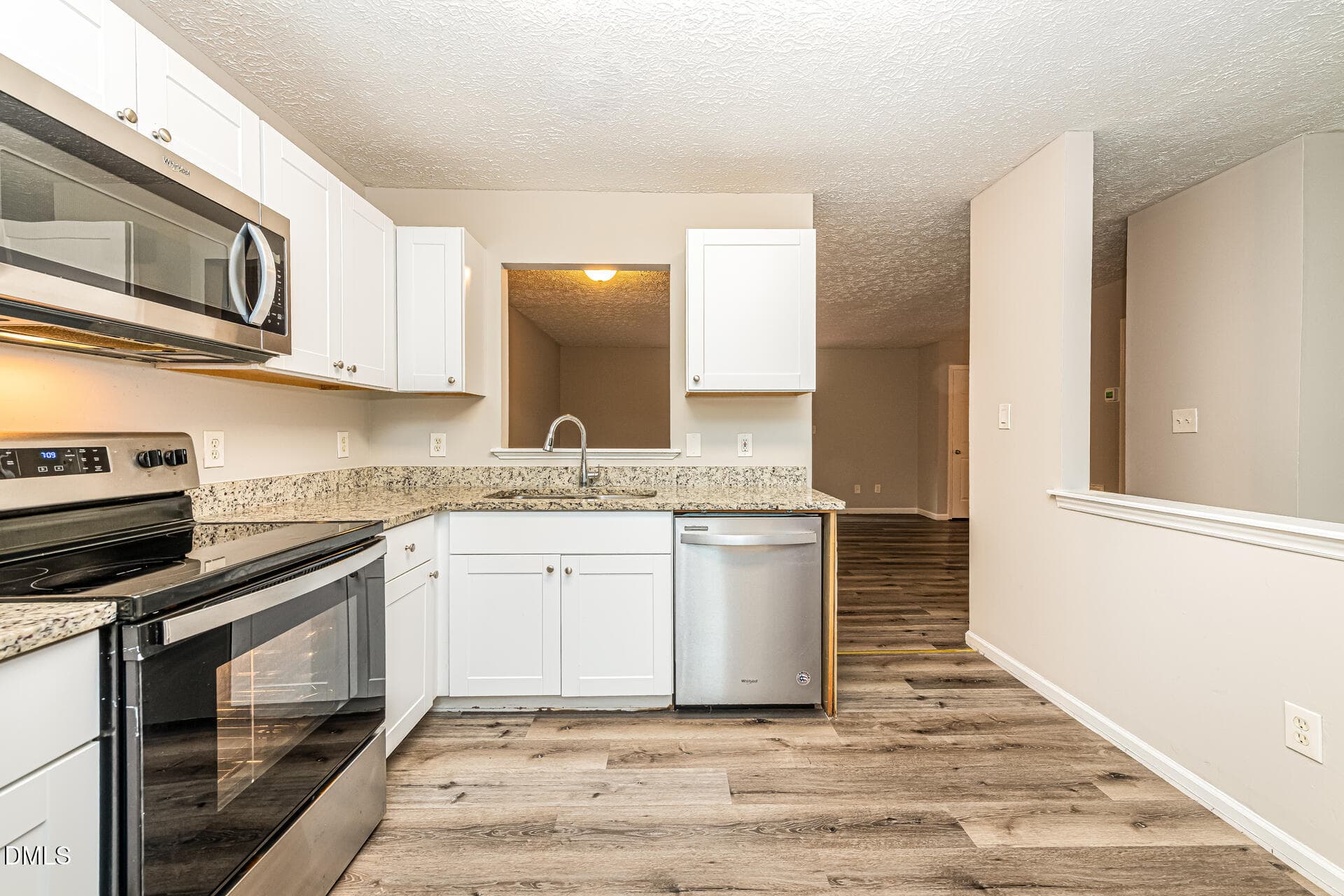 005-photo-kitchen-15553247 - 2920 Basswood Drive, Raleigh, NC 27610, Raleigh