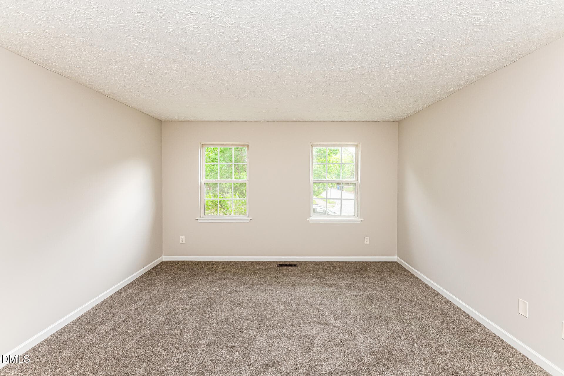 010-photo-main-bedroom-15553262 - 2920 Basswood Drive, Raleigh, NC 27610, Raleigh