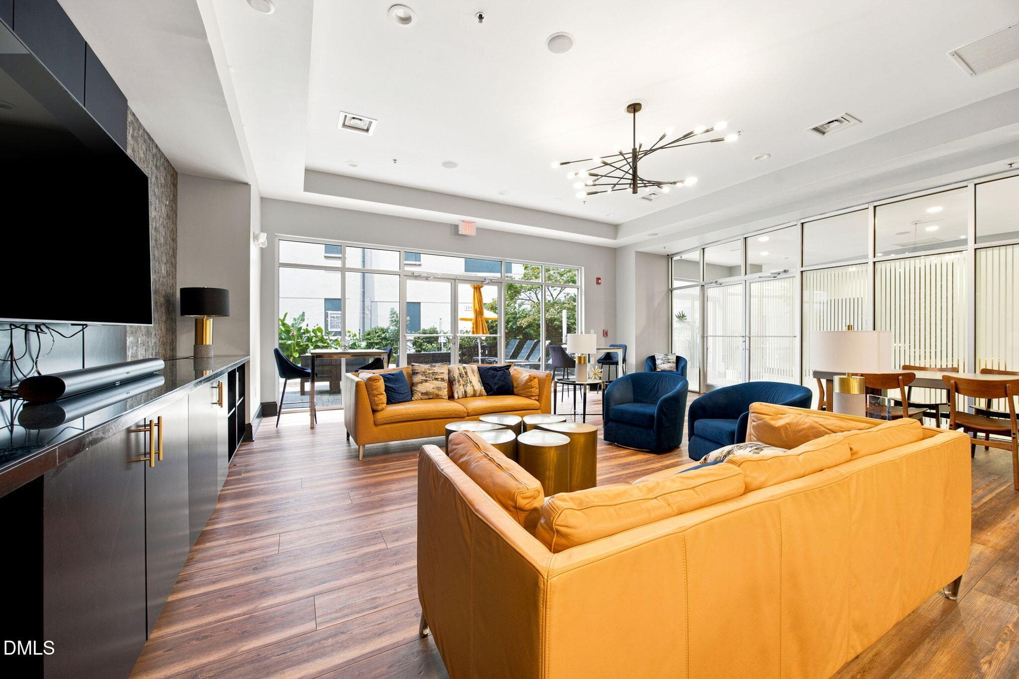 21-web-or-mls-IMG_8707 - 222 Glenwood Avenue 501, Raleigh, NC 27603, Raleigh
