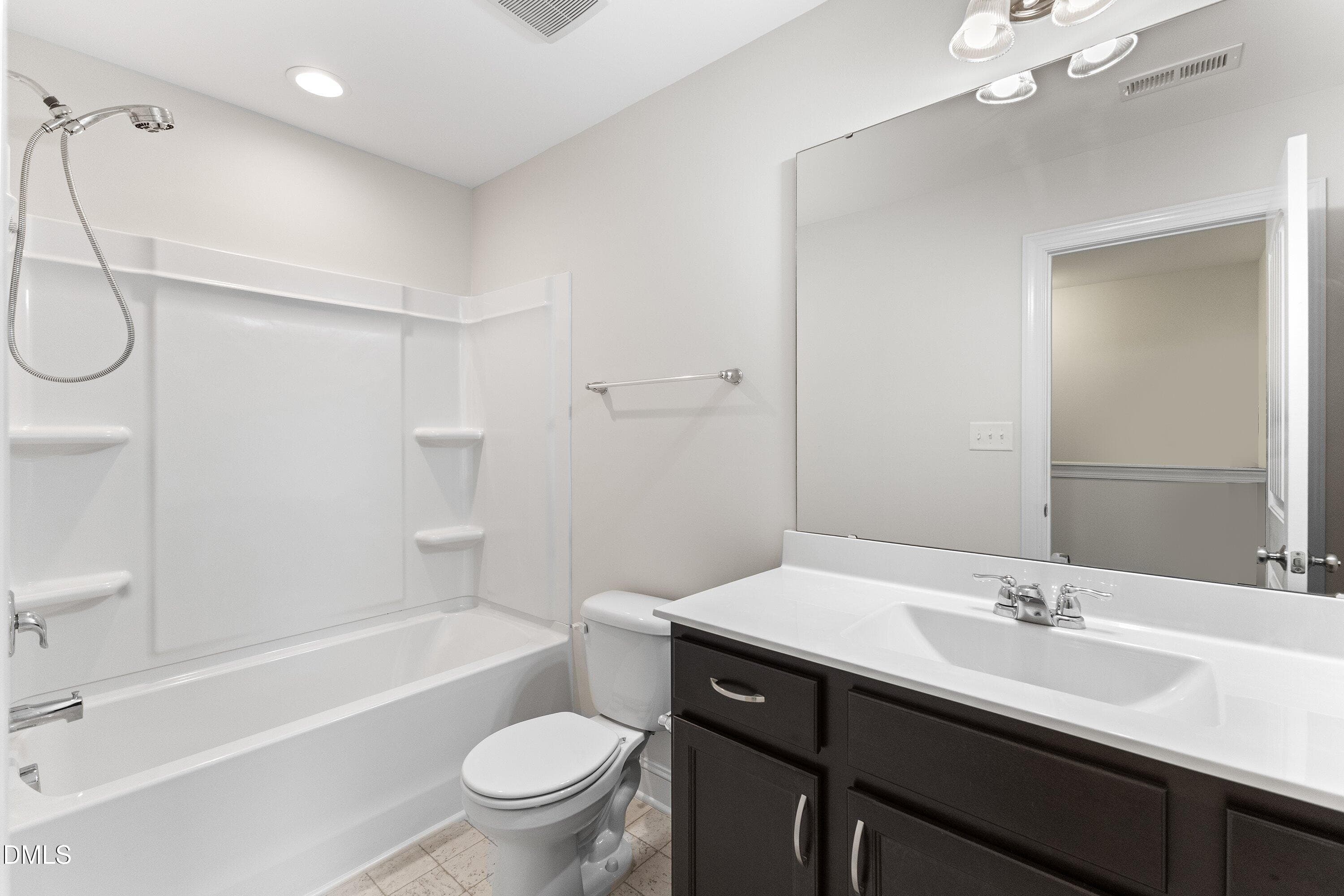 28-102 Harvest Oaks Ln unit 59_5539 - 102 Harvest Oaks Lane 59, Durham, NC 27703, Durham