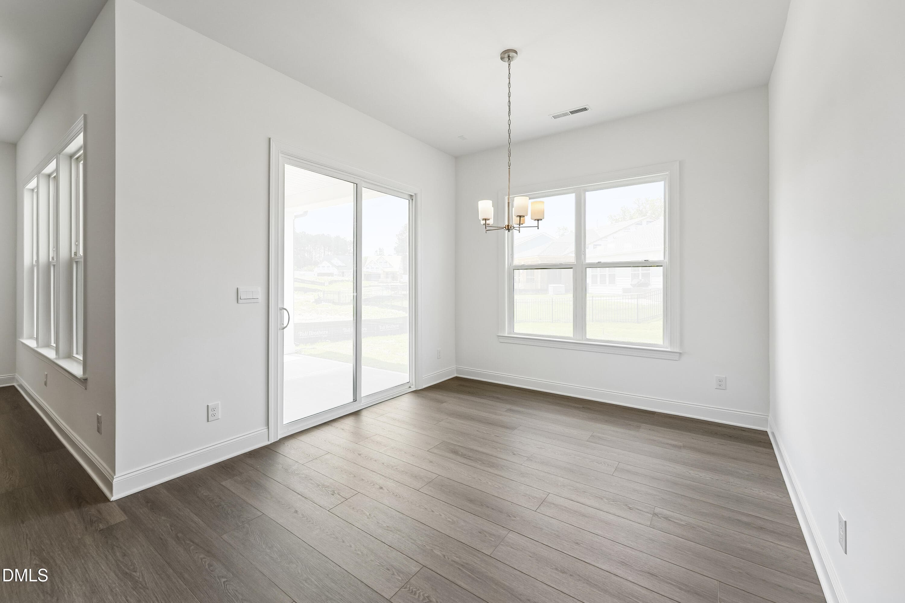 Casual Dining Room - 2408 Abbeyhill Drive 34, Raleigh, NC 27610, Raleigh