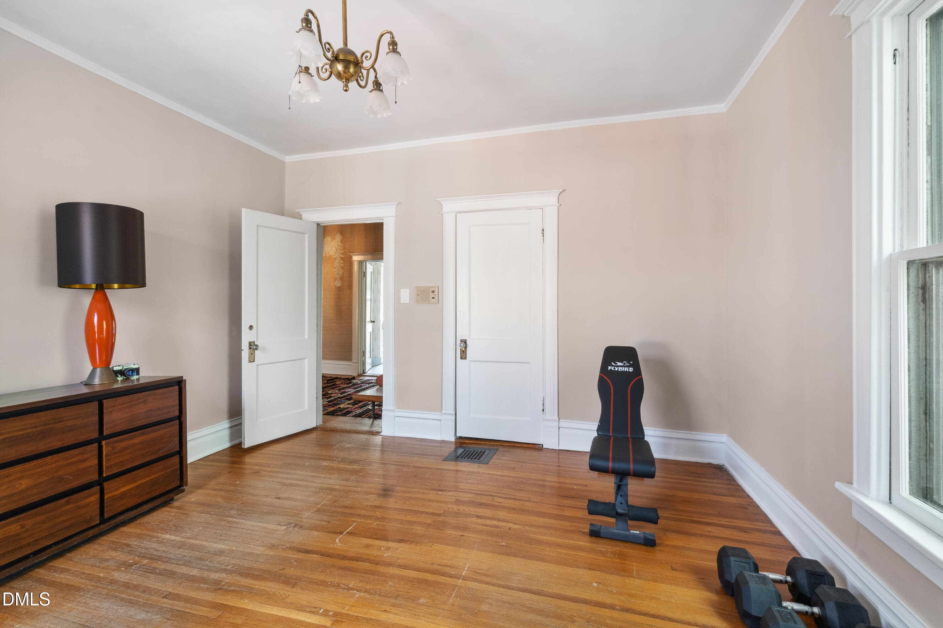 20251124140403433010000000-o - 116 Hawthorne Road, Raleigh, NC 27605, Raleigh