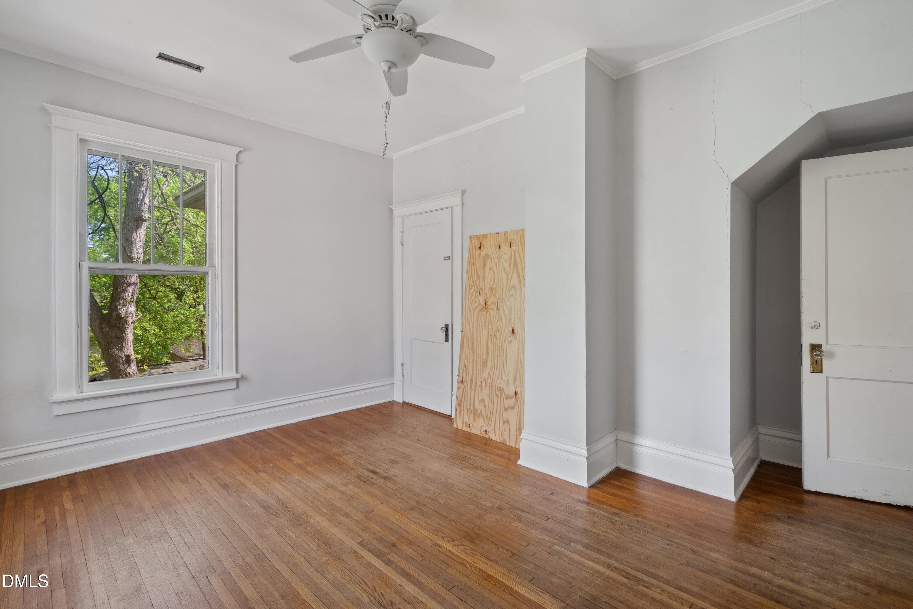 20251124140733162017000000-o - 116 Hawthorne Road, Raleigh, NC 27605, Raleigh