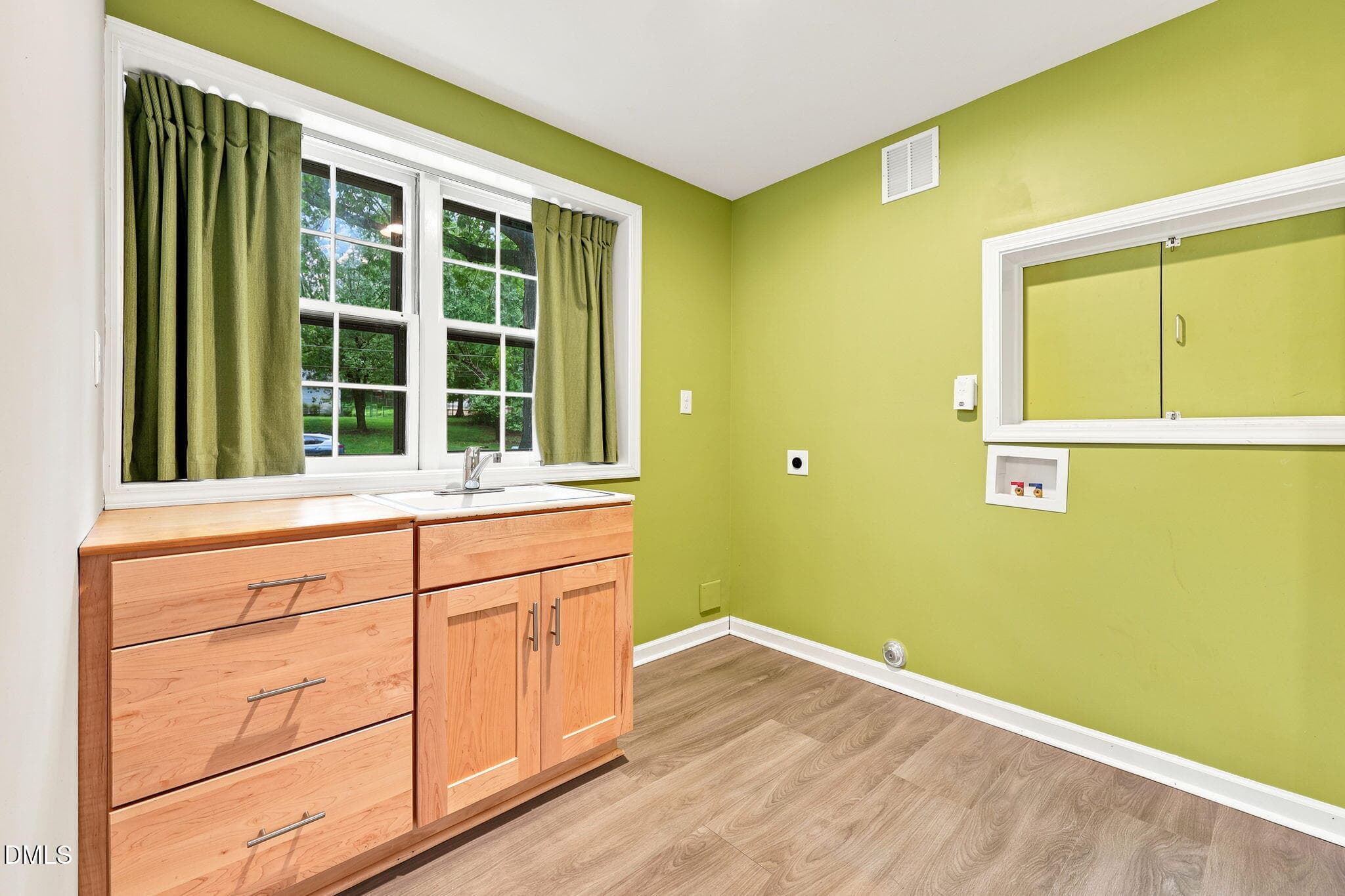Laundry Room - 305 Plum Lane, Chapel Hill, NC 27517, Chapel Hill