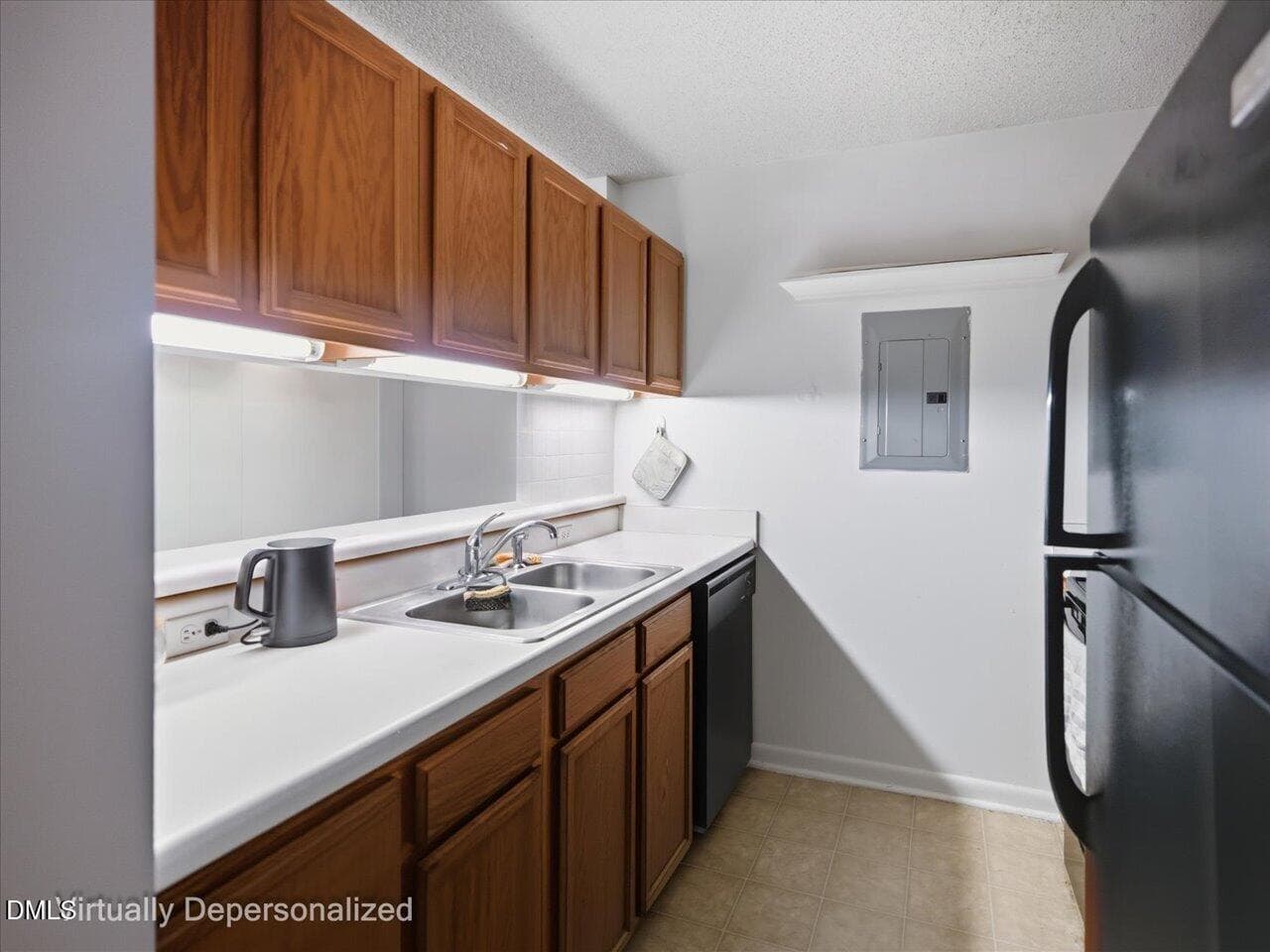 22-Kitchen - 1231 University Court 304, Raleigh, NC 27606, Raleigh
