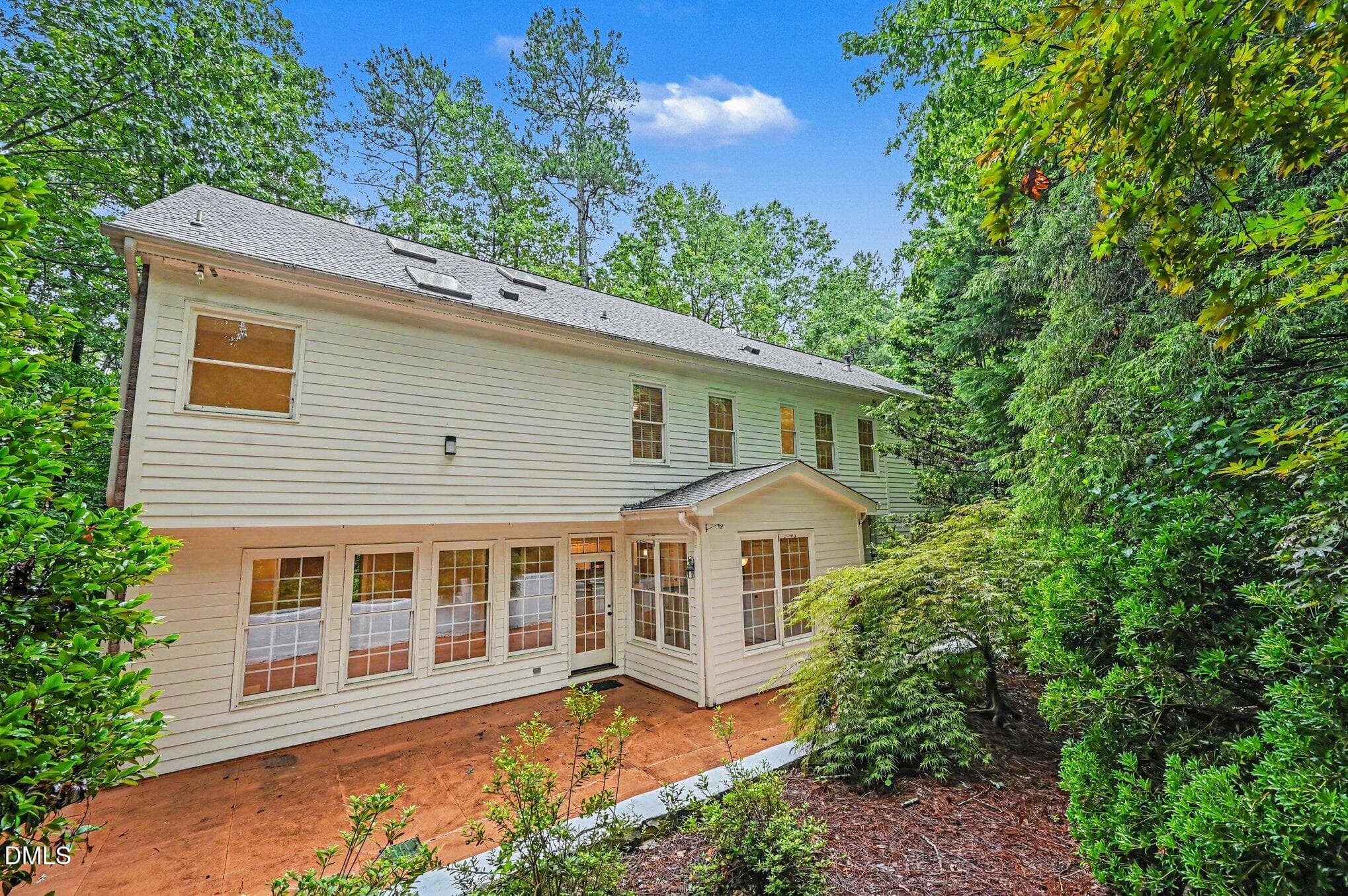 037_file_6811 - 101 Collinson Drive, Chapel Hill, NC 27514, Chapel Hill