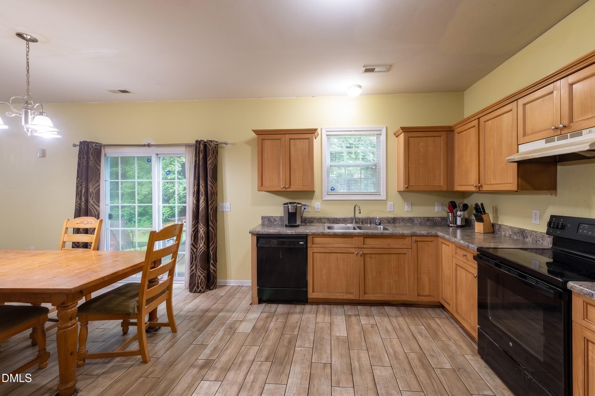 05_beyc6a679a06a03a9 - 7104 Snodgrass Hill Court, Raleigh, NC 27610, Raleigh