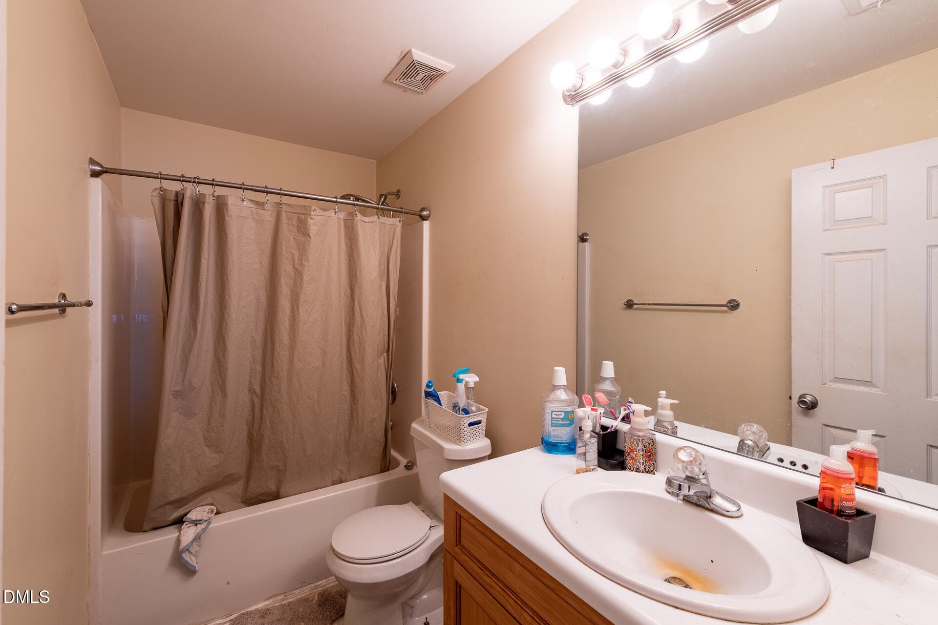 17_beyc6a679966b1696 - 7104 Snodgrass Hill Court, Raleigh, NC 27610, Raleigh