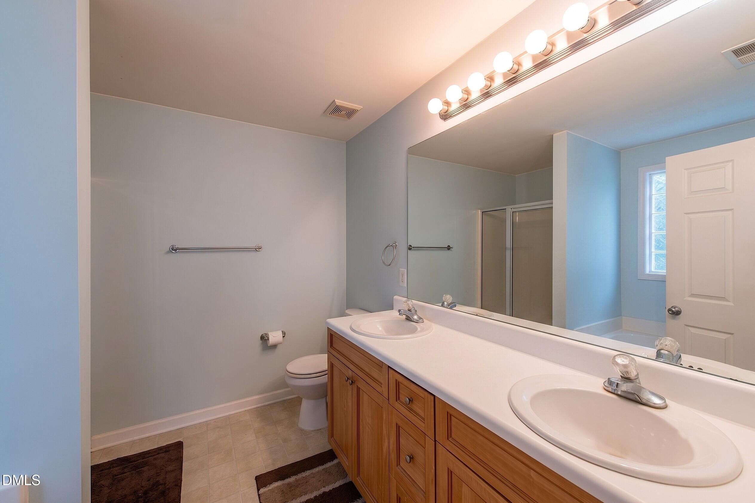 23_beyc6a67993f58208 - 7104 Snodgrass Hill Court, Raleigh, NC 27610, Raleigh