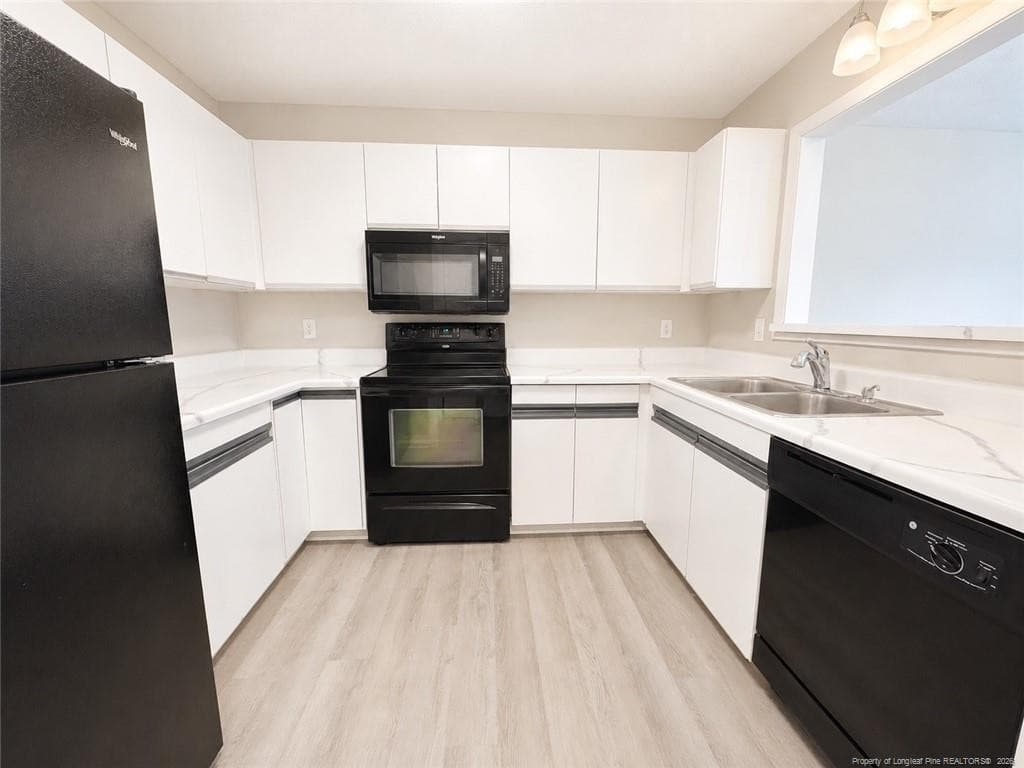 Photo 10 - 1199 Wrenwood Court, Fayetteville, NC 28303, Fayetteville
