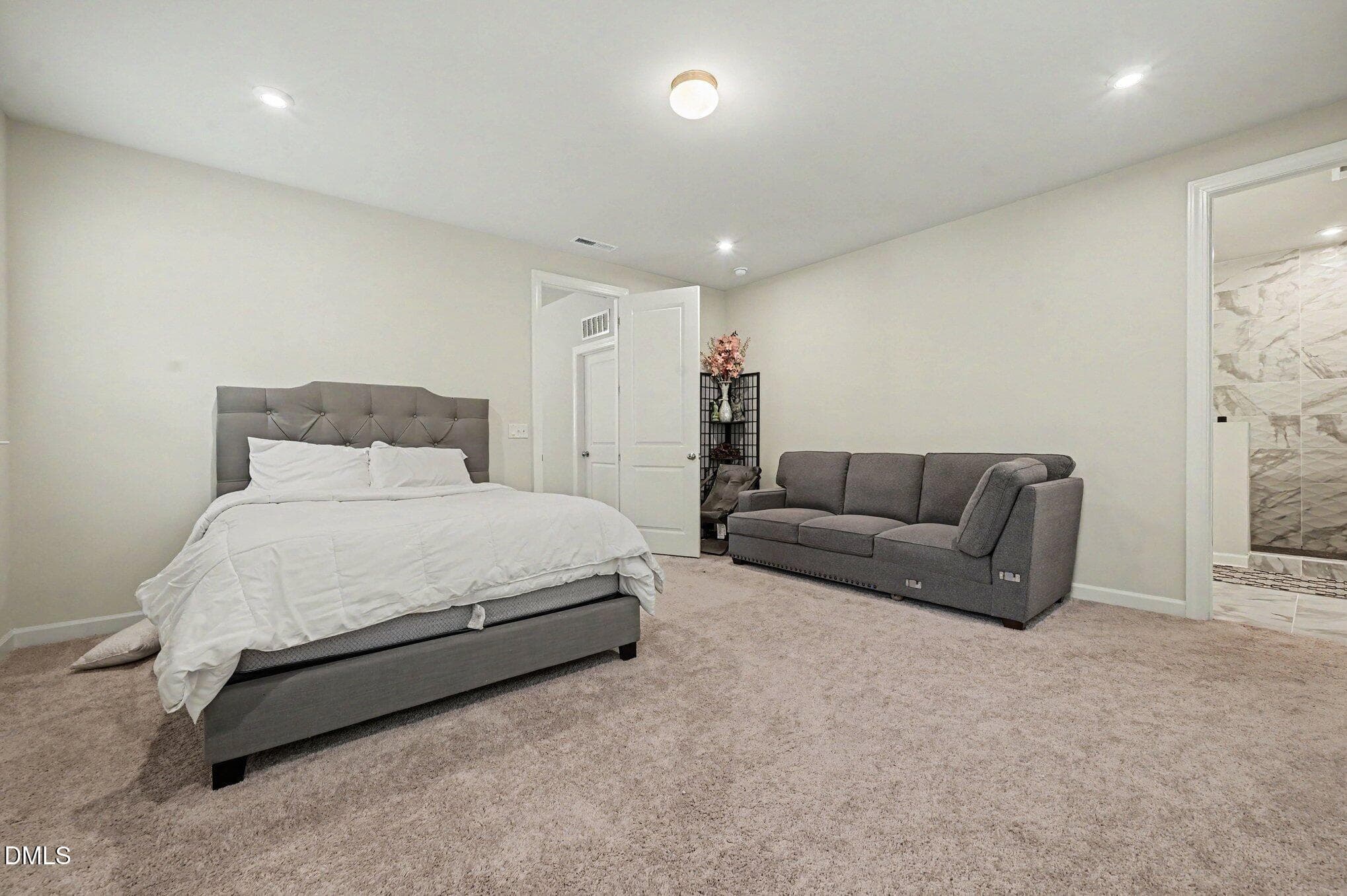 013_file_8822 - 7821 Sofiana Avenue, Raleigh, NC 27617, Raleigh