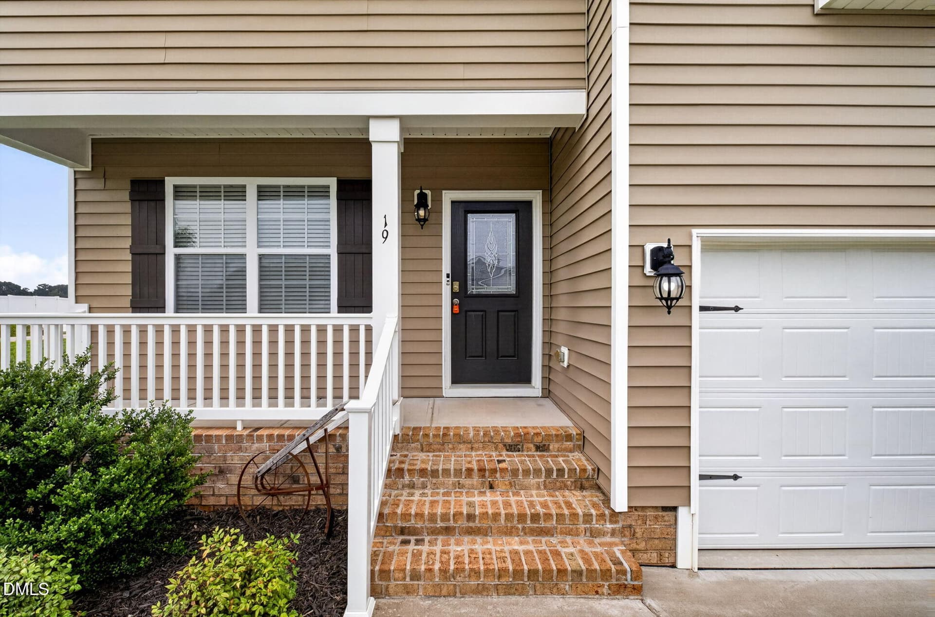 10-web-or-mls-19 Rockwater Way - 10 - 19 Rockwater Way, Zebulon, NC 27597