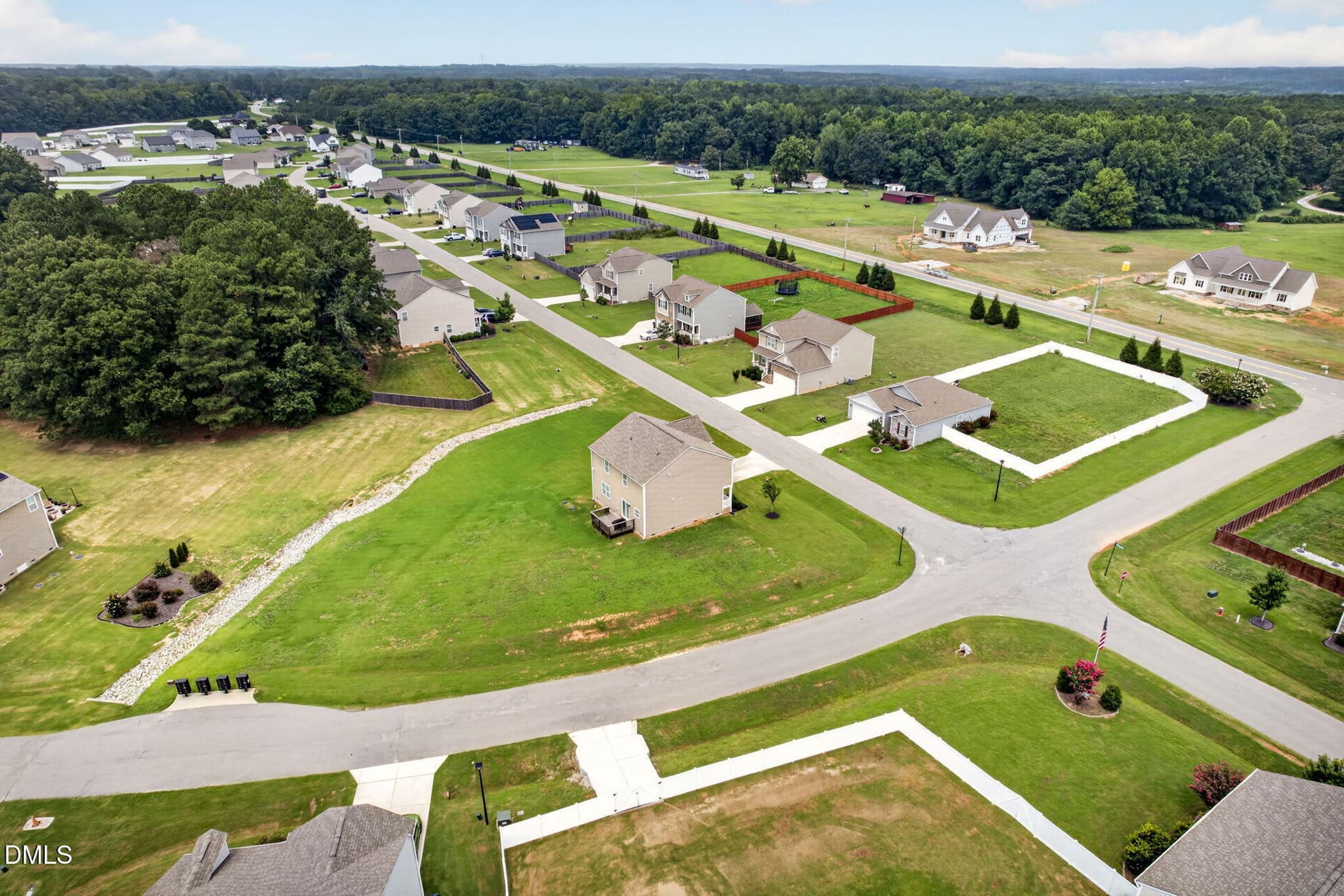 51-web-or-mls-19 Rockwater Way - 51 - 19 Rockwater Way, Zebulon, NC 27597
