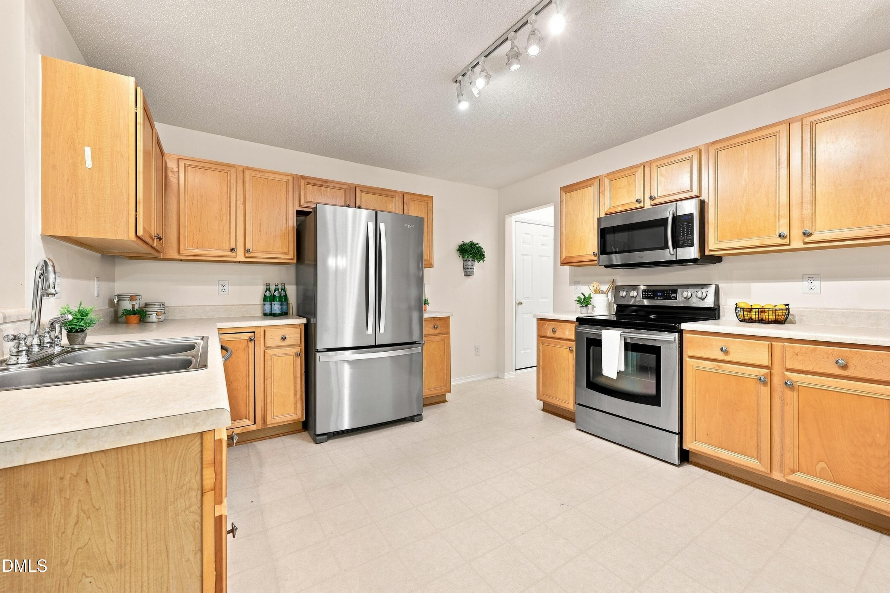 Kitchen - 6001 Crayford Drive, Raleigh, NC 27604, Raleigh